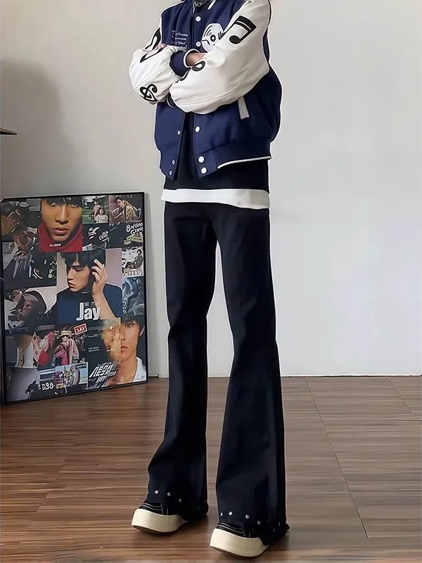 Мужские джинсы American Vibe Slim Fit прямого кроя с заклепками и рваным краем для визуального удлинения ног, повседневные, с идеальной посадкой
Мужские джинсы American Vibe Slim Fit прямого кроя с заклепками и рваным краем для визуального удлинения ног, повседневные, с идеальной посадкой