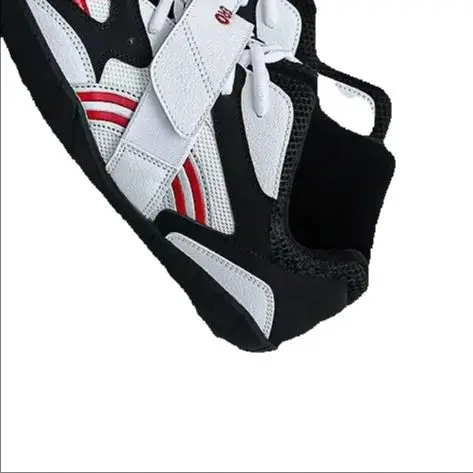 Genuine Leather Kung Fu Tai Chi Shoes Martial Arts Shoes Sports Shoes Soft Cowhide Classic Pattern Free Flexible Sole Men Women
Genuine Leather Kung Fu Tai Chi Shoes Martial Arts Shoes Sports Shoes Soft Cowhide Classic Pattern Free Flexible Sole Men Women