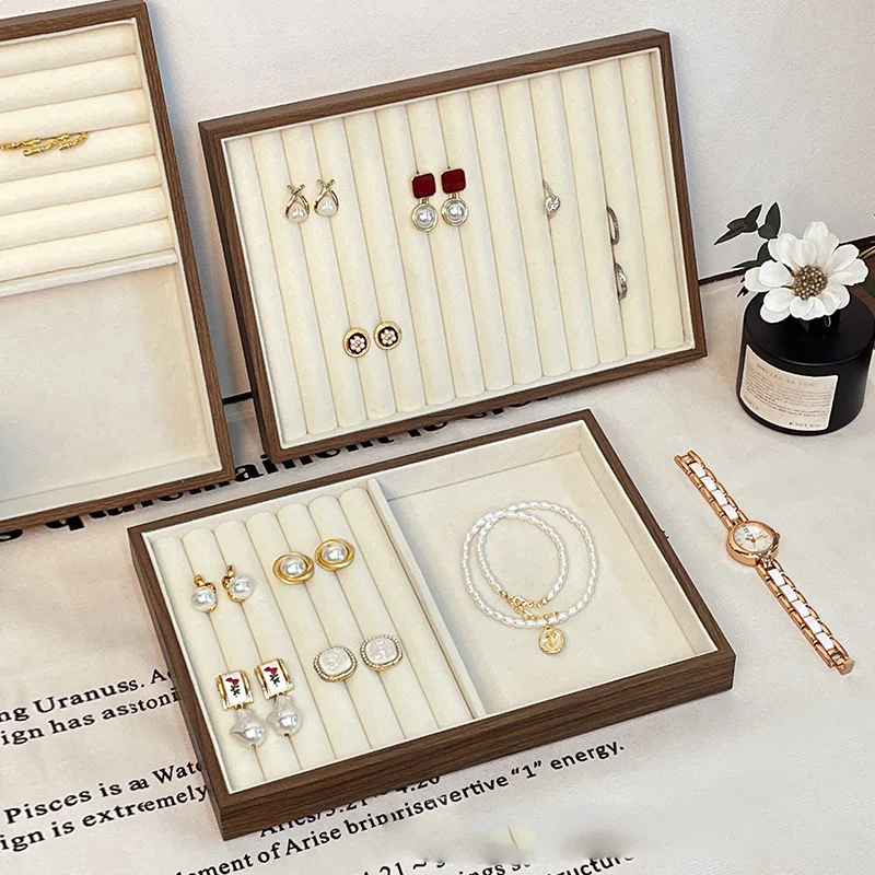 High-end walnut pattern jewelry tray Large capacity multi-grid ring necklace stud earring Jewelry storage displaytray jewelrybox
High-end walnut pattern jewelry tray Large capacity multi-grid ring necklace stud earring Jewelry storage displaytray jewelrybox