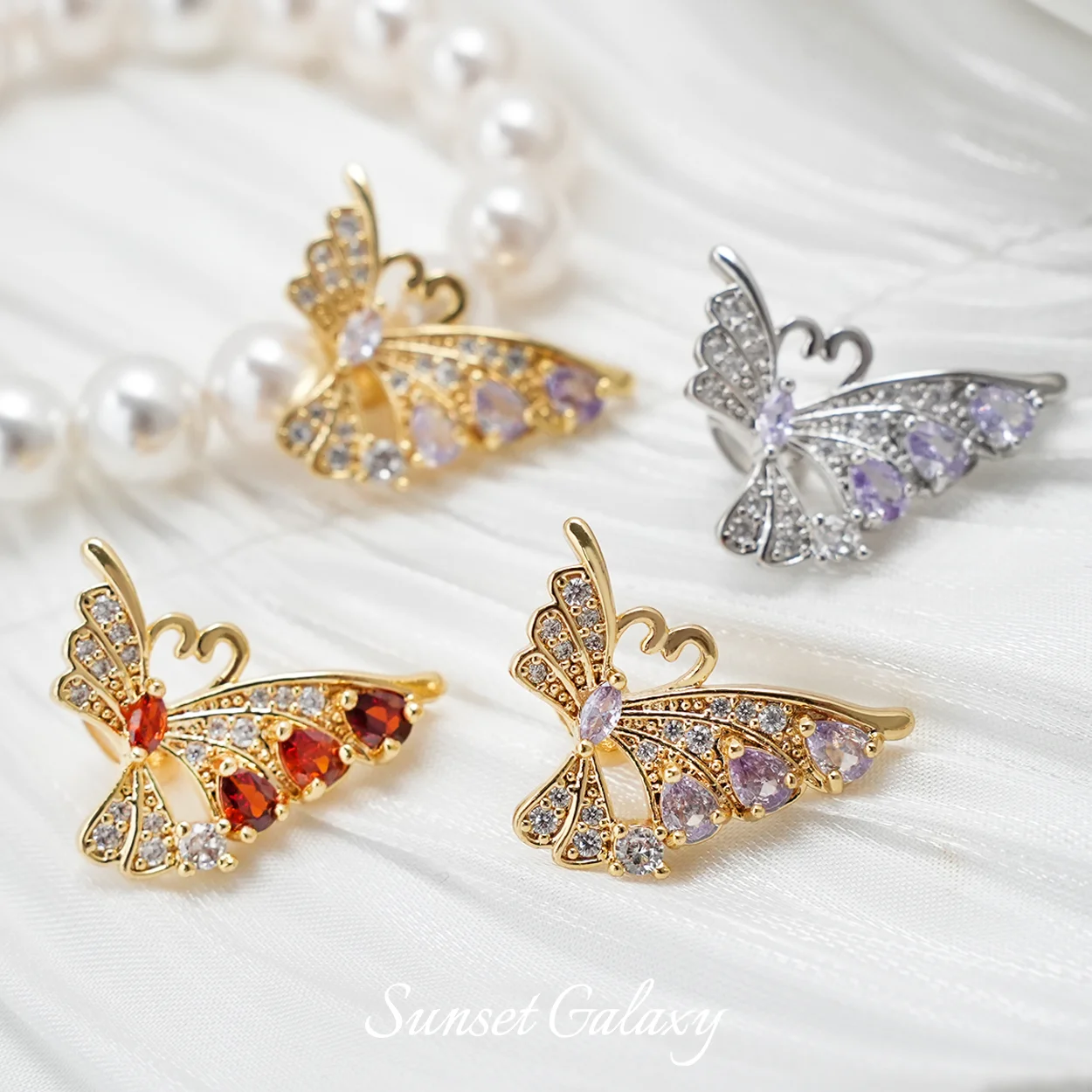 Copper Based Gold Plated Butterfly & Angel Wings Spacer Beads, Zircon Inlaid Beads for DIY Bracelet Necklace Jewelry Making
Copper Based Gold Plated Butterfly & Angel Wings Spacer Beads, Zircon Inlaid Beads for DIY Bracelet Necklace Jewelry Making