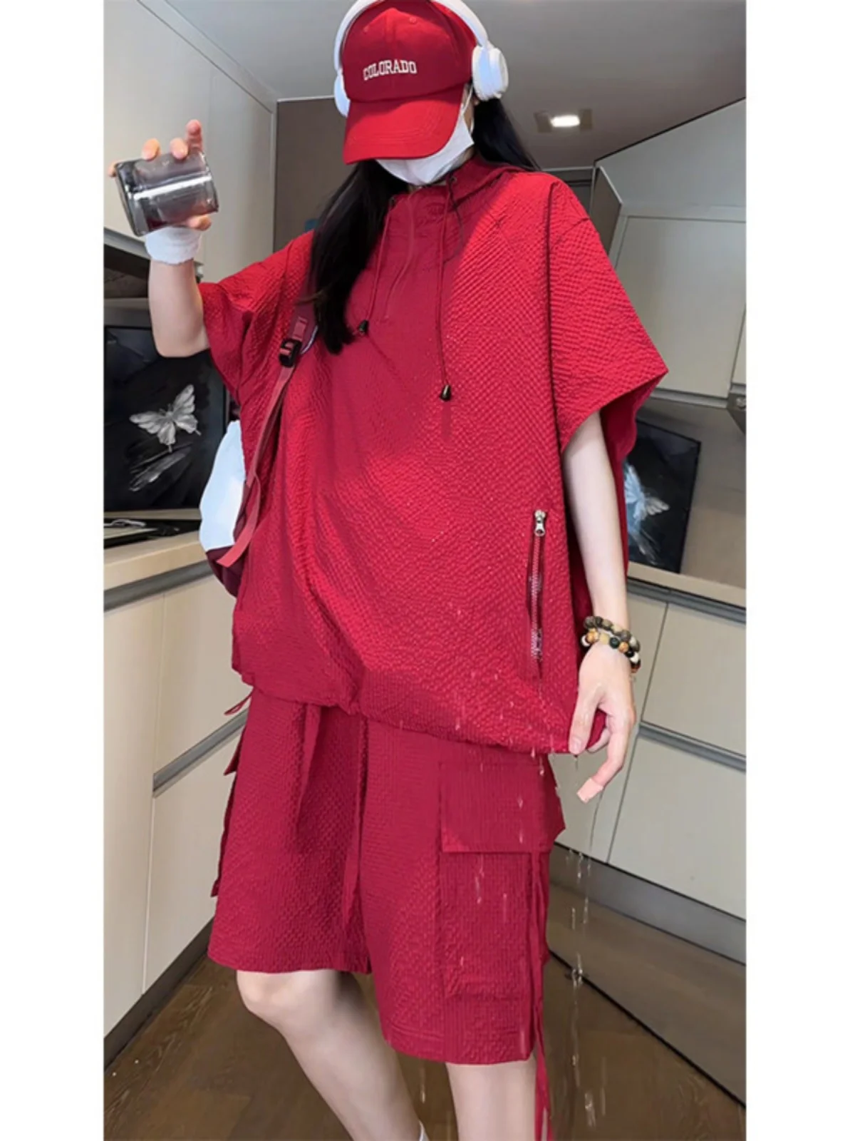 Ice Silk Bubble Cloth Short Sleeve Men's Set Autumn Fashion T-Shirt And Shorts Wine Red Color Teenage Boys Casual Sportswear
Ice Silk Bubble Cloth Short Sleeve Men's Set Autumn Fashion T-Shirt And Shorts Wine Red Color Teenage Boys Casual Sportswear