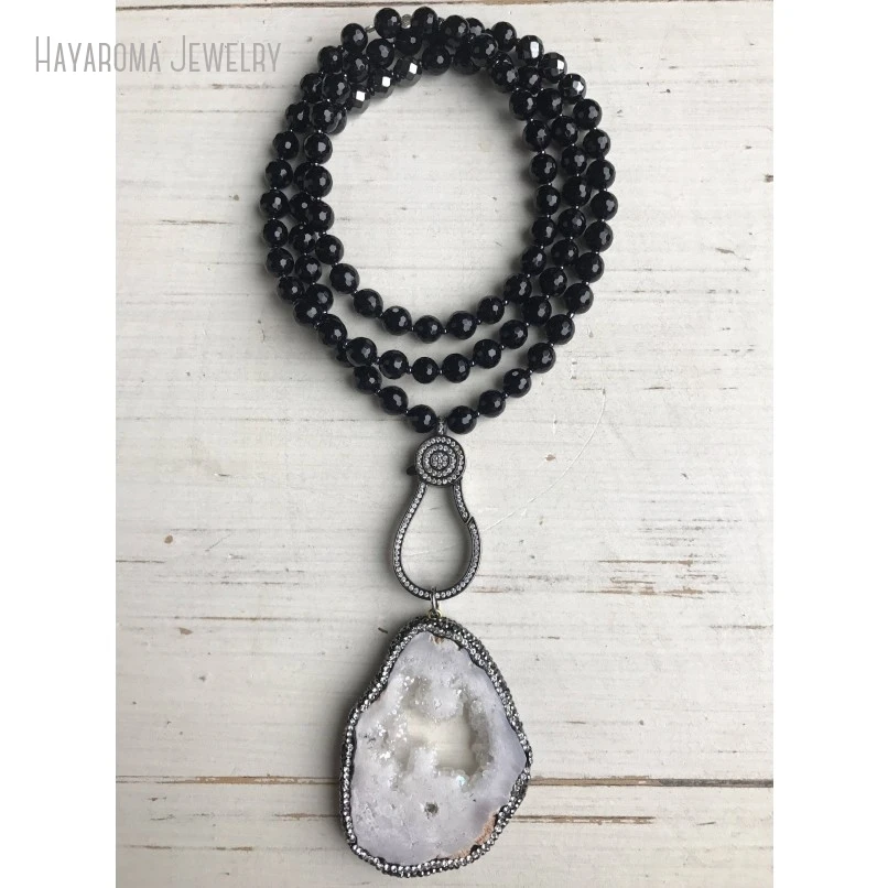 10Pcs Gunmetal Pave Crystal Large Clasp With Pave Crystal White Druzy Stone Pendant With Faceted Black Onyx Hematite Stones
10Pcs Gunmetal Pave Crystal Large Clasp With Pave Crystal White Druzy Stone Pendant With Faceted Black Onyx Hematite Stones