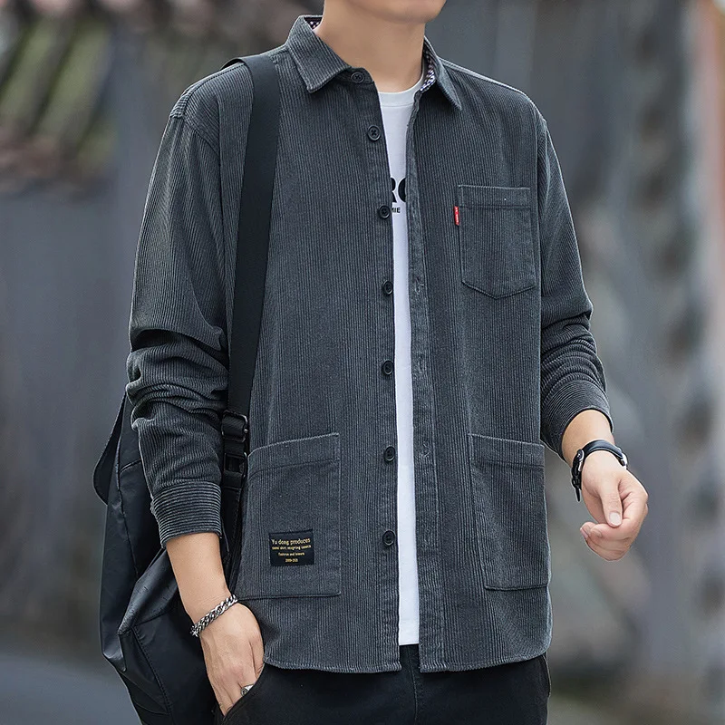 Поп-новая мужская рубашка, универсальная вельветовая рубашка с длинными рукавами, мужская рабочая одежда из 100% хлопка, модная городская свободная посадка
Поп-новая мужская рубашка, универсальная вельветовая рубашка с длинными рукавами, мужская рабочая одежда из 100% хлопка, модная городская свободная посадка