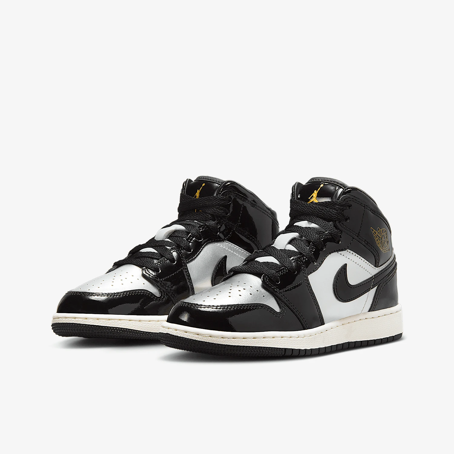 Nike genuine Air Jordan 1GS women's children's fashionable sports shoes FZ3938-001
Nike genuine Air Jordan 1GS women's children's fashionable sports shoes FZ3938-001