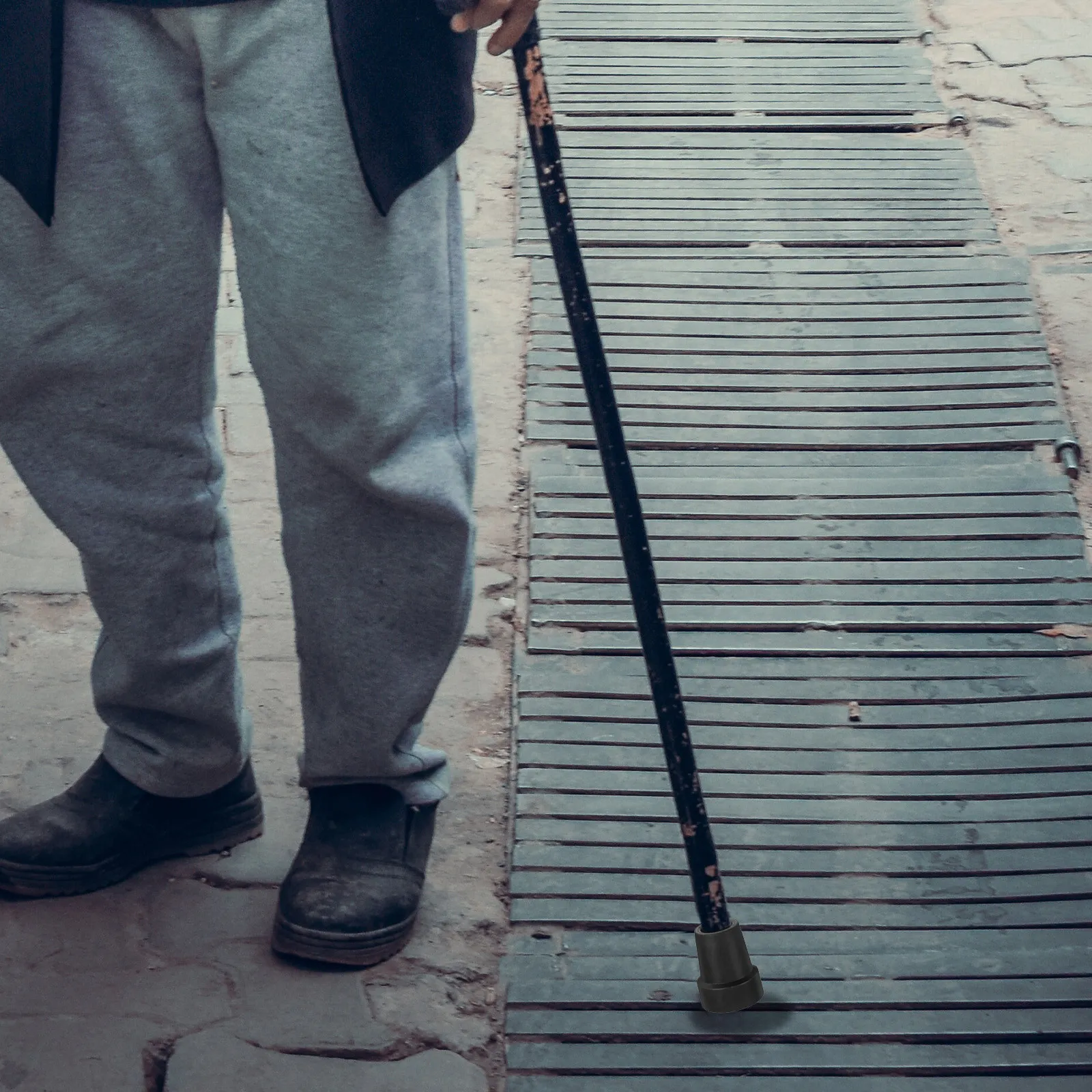 6 шт. противоскользящих сменных наконечников для костылей, тростей, палок для ходьбы, резиновые накладки на ножки, улучшенная устойчивость, амортизация, для использования на улице
6 шт. противоскользящих сменных наконечников для костылей, тростей, палок для ходьбы, резиновые накладки на ножки, улучшенная устойчивость, амортизация, для использования на улице