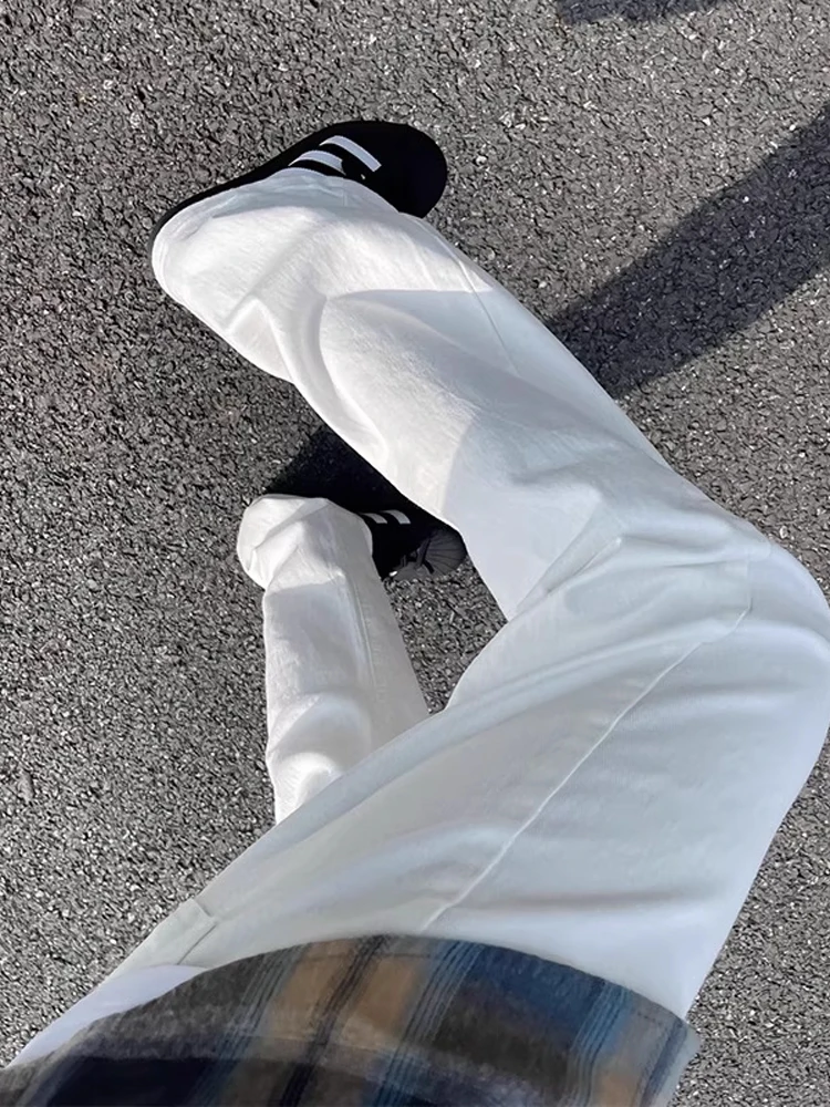 White Elastic Micro-flared Jeans Men Summer Thin Cleanfit American High Street Slimming Leg Lengthening Pants Straight Cut
White Elastic Micro-flared Jeans Men Summer Thin Cleanfit American High Street Slimming Leg Lengthening Pants Straight Cut