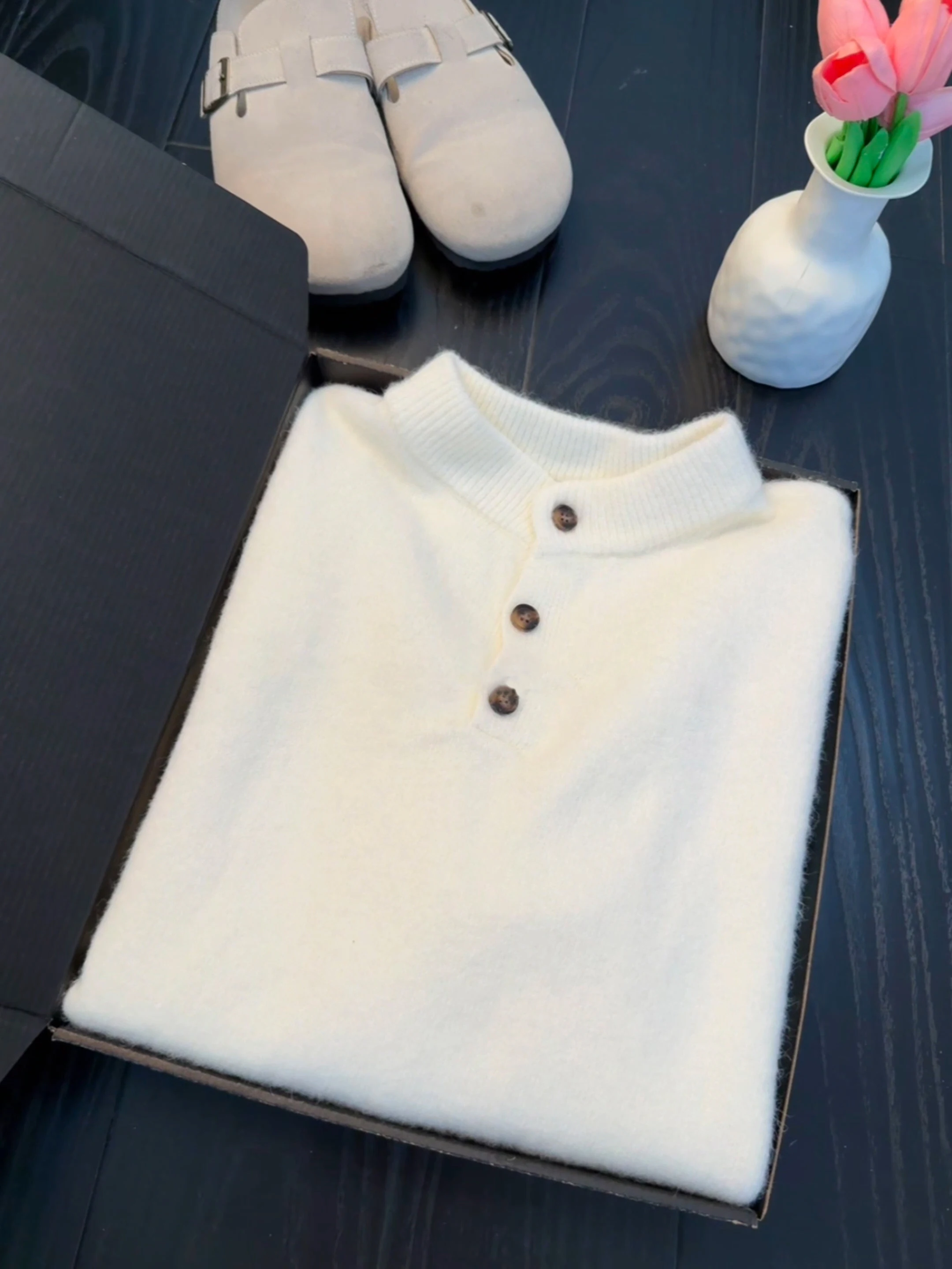 American Sle Henry Collar Men's Knitted Sweater Lazy Inner Wear White Winter High Sensation Cleanfit Casual Loose Fit Long ...
American Sle Henry Collar Men's Knitted Sweater Lazy Inner Wear White Winter High Sensation Cleanfit Casual Loose Fit Long ...