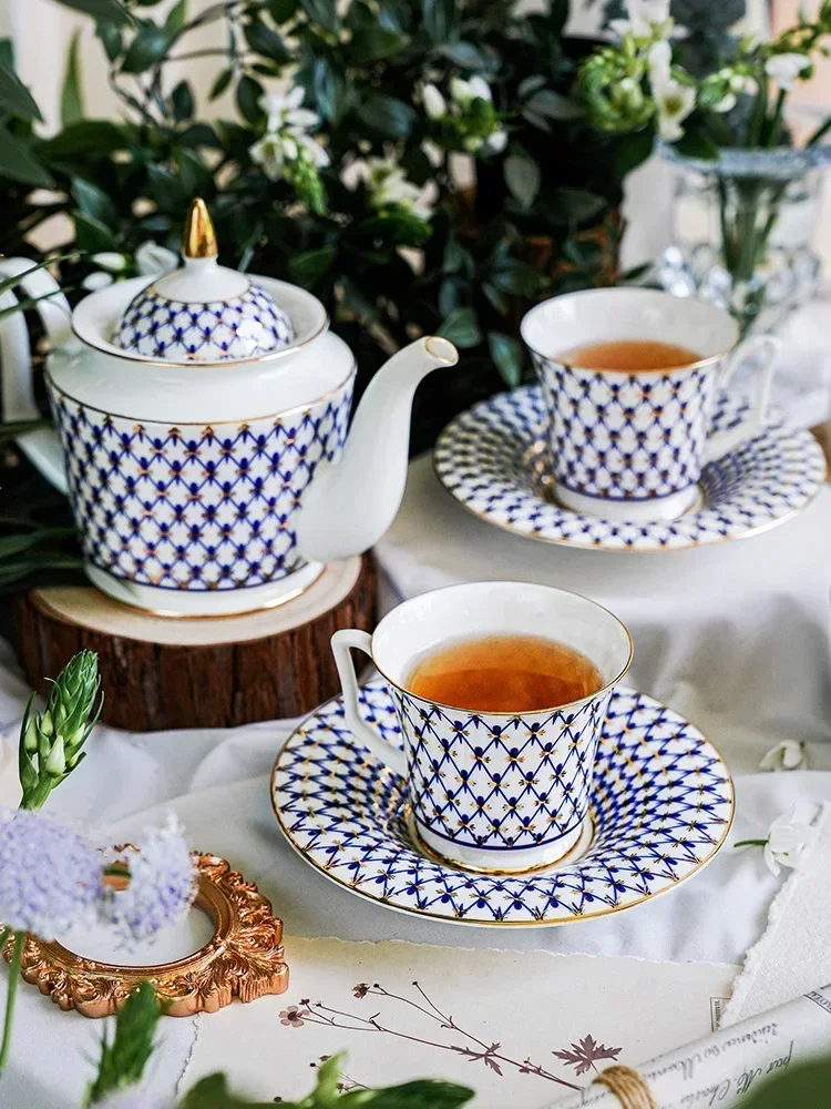 Russian Emperor Lomonosov Cobalt Blue Julia Series Light Luxury Advanced Coffee Cup
Russian Emperor Lomonosov Cobalt Blue Julia Series Light Luxury Advanced Coffee Cup