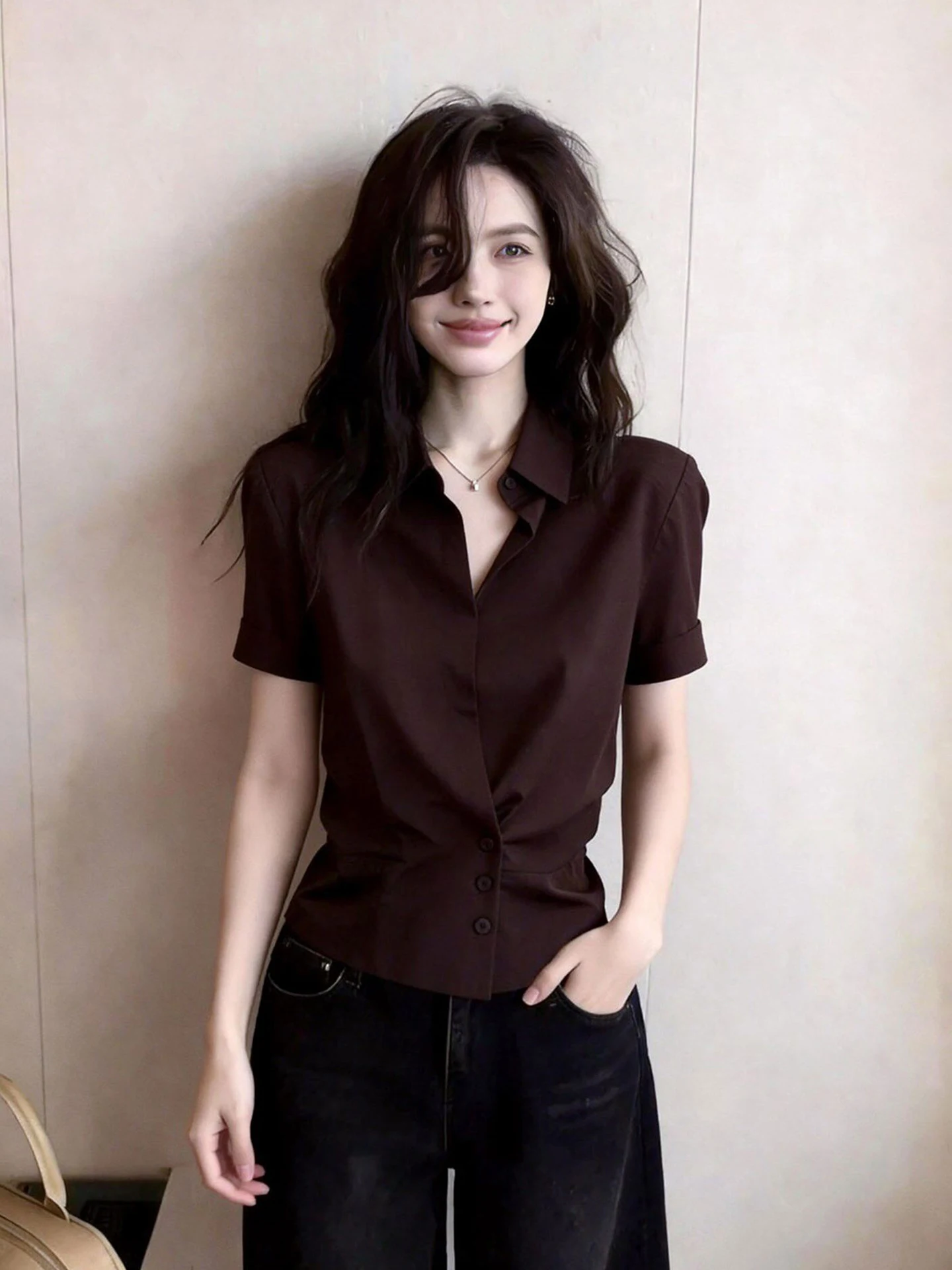 Retro Versatile Color Casual Shirt Simple Elegance Short Sleeve Commute Fashionable Shirt Leisure Small Shirt Trendy
Retro Versatile Color Casual Shirt Simple Elegance Short Sleeve Commute Fashionable Shirt Leisure Small Shirt Trendy