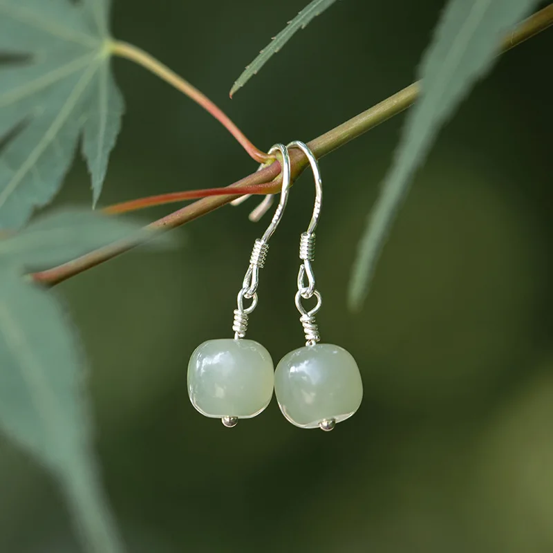 Hetian 925 Jade Ear Hooks Long Old Style Bead Silver Earrings Women
Hetian 925 Jade Ear Hooks Long Old Style Bead Silver Earrings Women