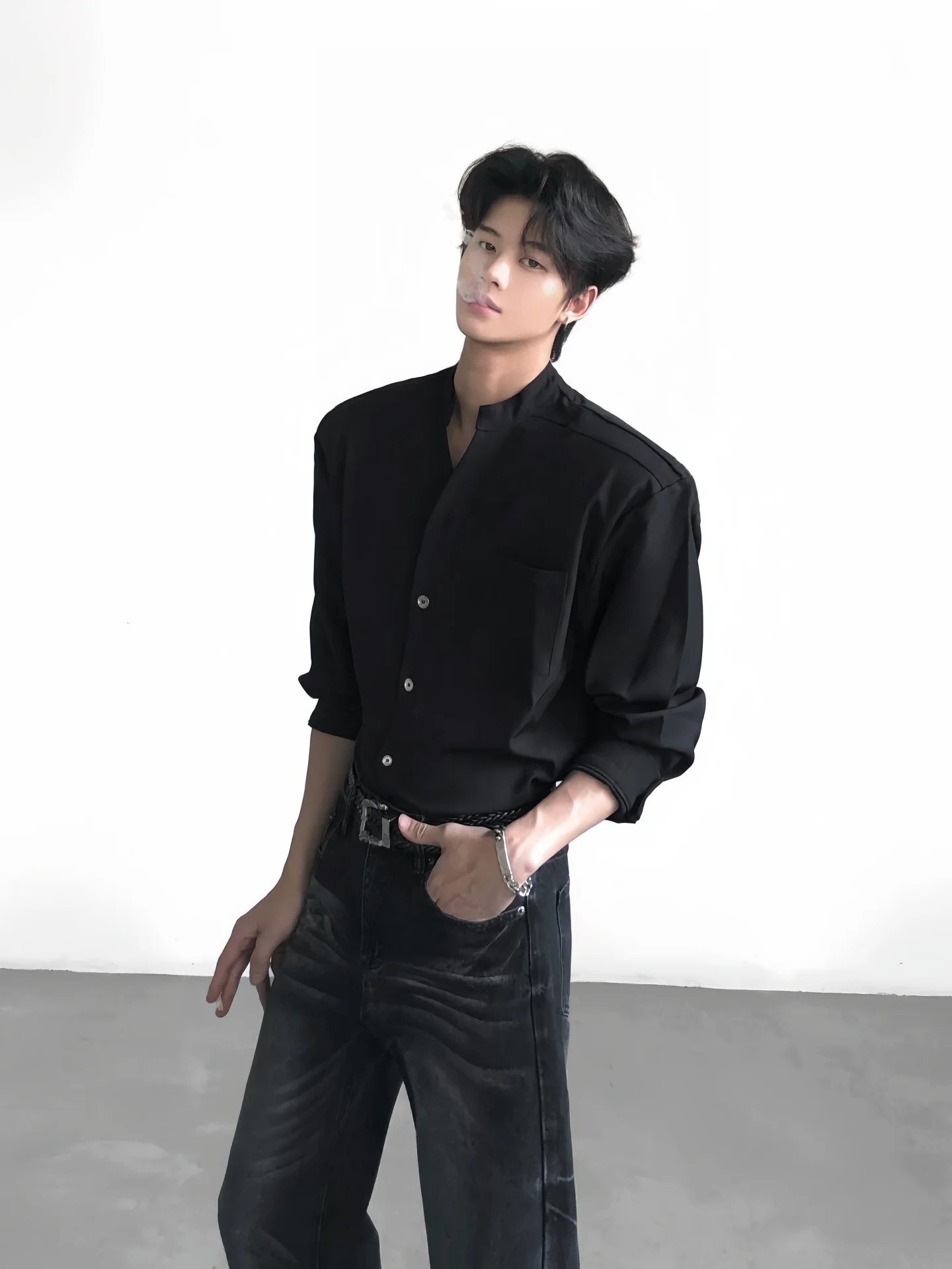 Ace Men's Black Shirt Luxury Drape Commute Fashion Urban Style Long Sleeve Button up Casual Elegant Versatile Business Shirt
Ace Men's Black Shirt Luxury Drape Commute Fashion Urban Style Long Sleeve Button up Casual Elegant Versatile Business Shirt