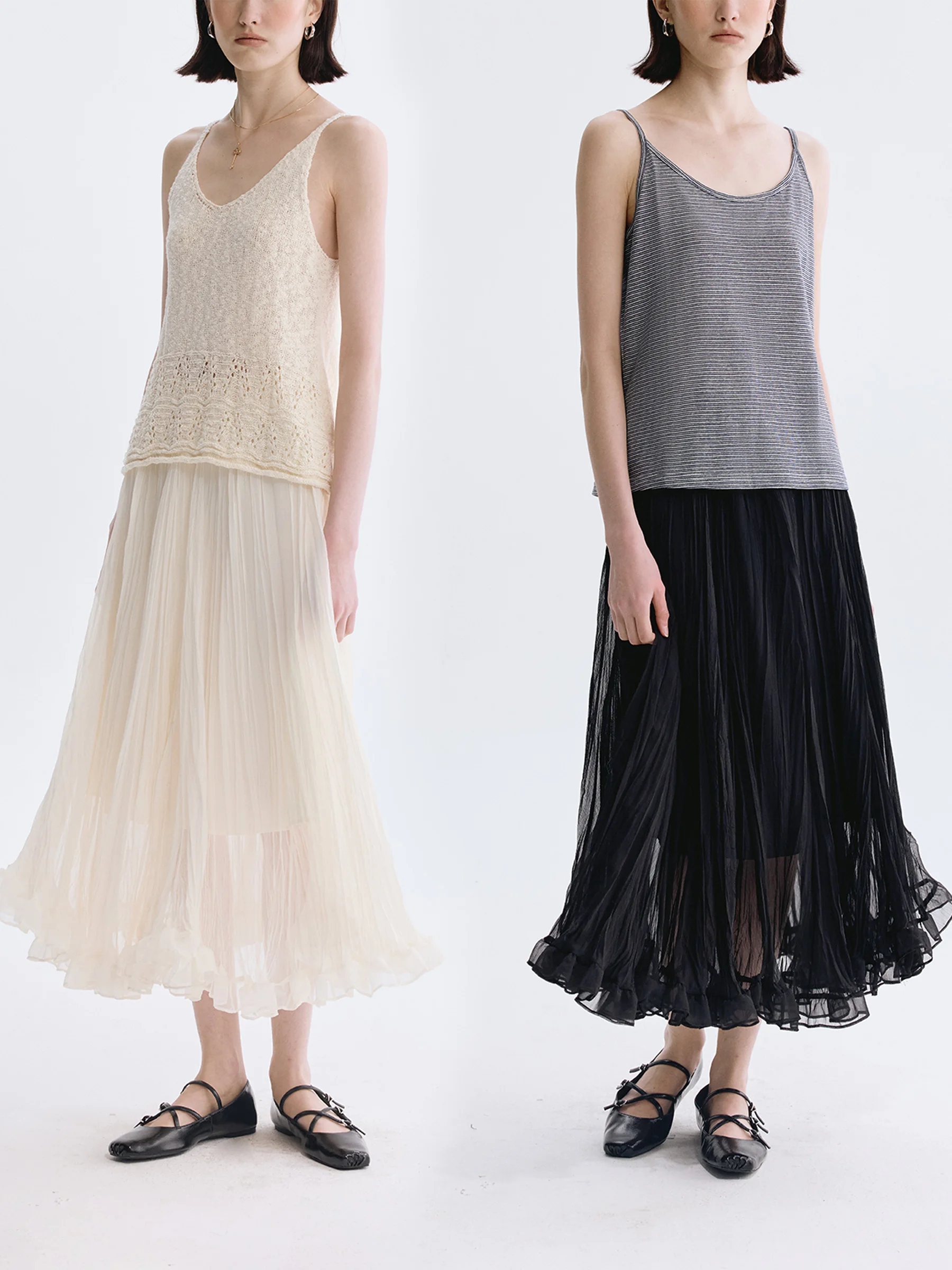 Ultra-Thin Pleated Elastic Waist Half Skirt Soft And Drifting Gauze Skirt with DotDrobe Women's Fashion Spring Collection
Ultra-Thin Pleated Elastic Waist Half Skirt Soft And Drifting Gauze Skirt with DotDrobe Women's Fashion Spring Collection