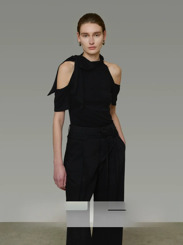 Black Knitted Short Sleeve Shoulder Cutout Design Women's Top Versatile Summer New Arrival by Unsspoken Elegant Minimalist Style
Black Knitted Short Sleeve Shoulder Cutout Design Women's Top Versatile Summer New Arrival by Unsspoken Elegant Minimalist Style