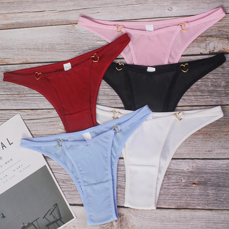 Women's Sexy Lingerie Thongs G-string Underwear Panties Briefs Ladies Low Waist Heart Metal Buckle Female Briefs
Women's Sexy Lingerie Thongs G-string Underwear Panties Briefs Ladies Low Waist Heart Metal Buckle Female Briefs