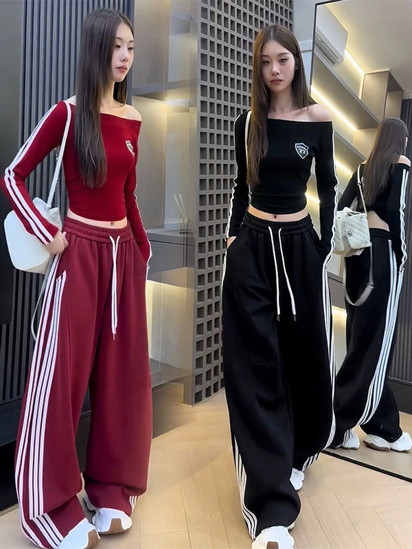 American Sle Tee Bars Sports Set Women Spring Faion Slope oulder T-irt Top Wide Leg Casual Pants Slimming Two Piece...
American Sle Tee Bars Sports Set Women Spring Faion Slope oulder T-irt Top Wide Leg Casual Pants Slimming Two Piece...