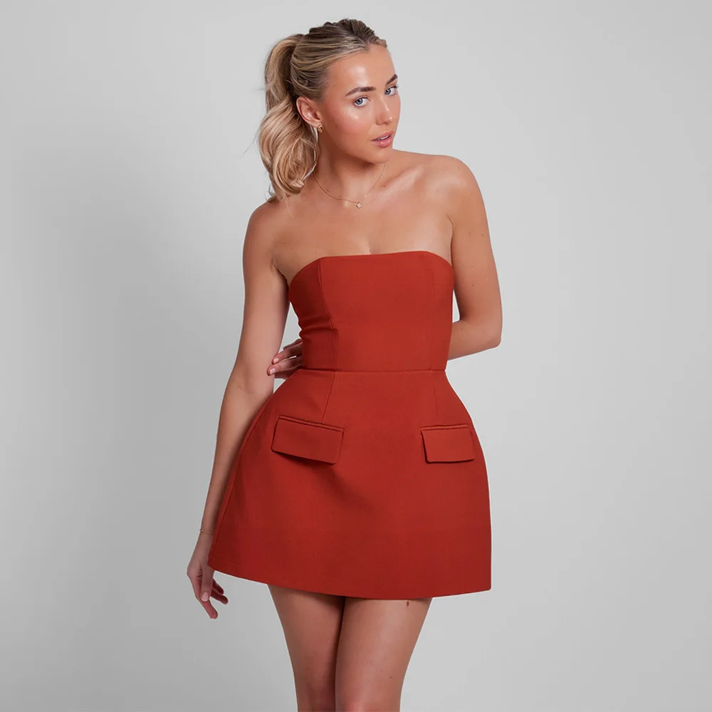 Red Cocktail Party Dresses for Women 2024 Bride Strapless A Line Sexy Cocktail Gowns Mini Backless Sleeveless Short Evening Gown
Red Cocktail Party Dresses for Women 2024 Bride Strapless A Line Sexy Cocktail Gowns Mini Backless Sleeveless Short Evening Gown