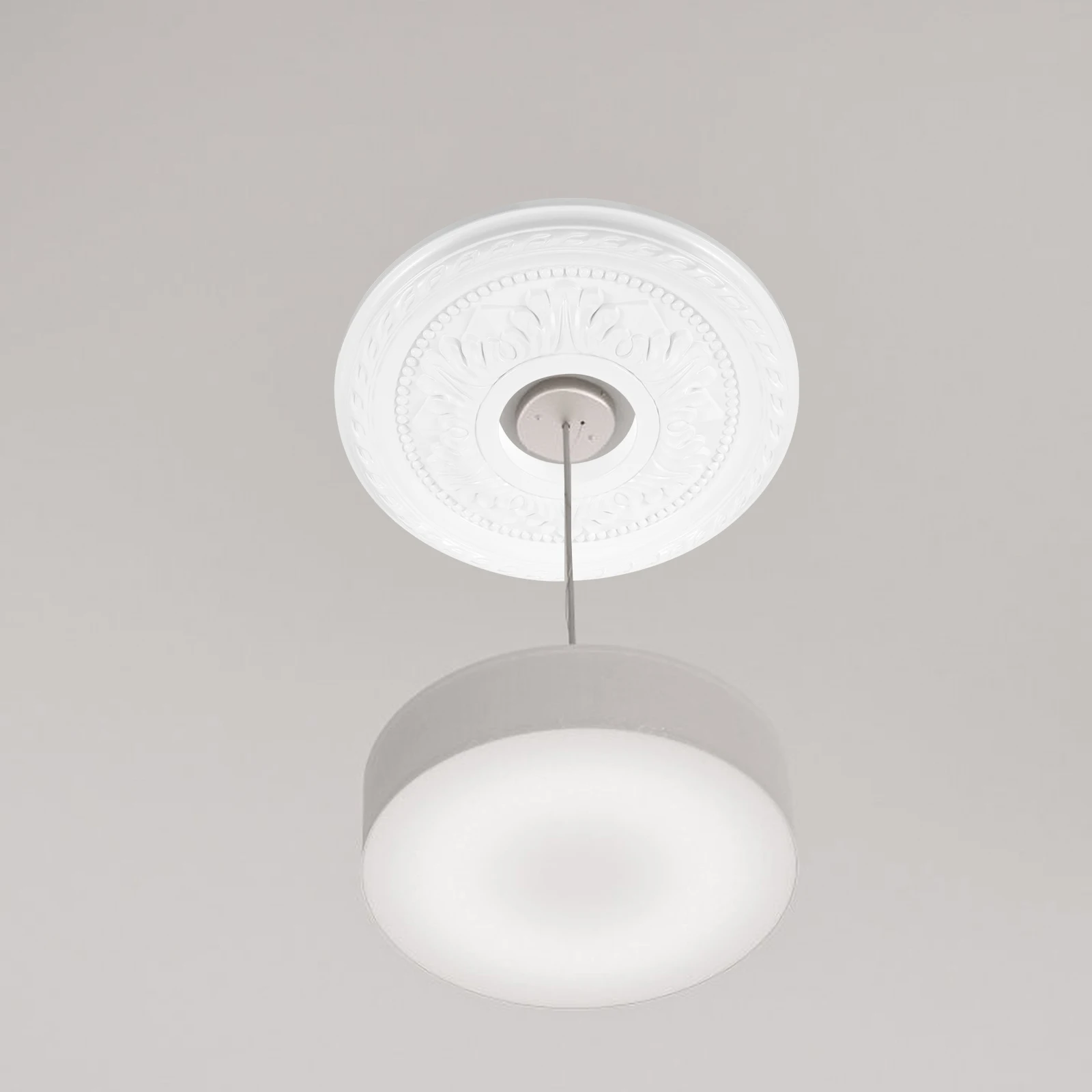 Exquisite PU Ceiling Decorative Light Fixture For French Style Home Decoration
Exquisite PU Ceiling Decorative Light Fixture For French Style Home Decoration
