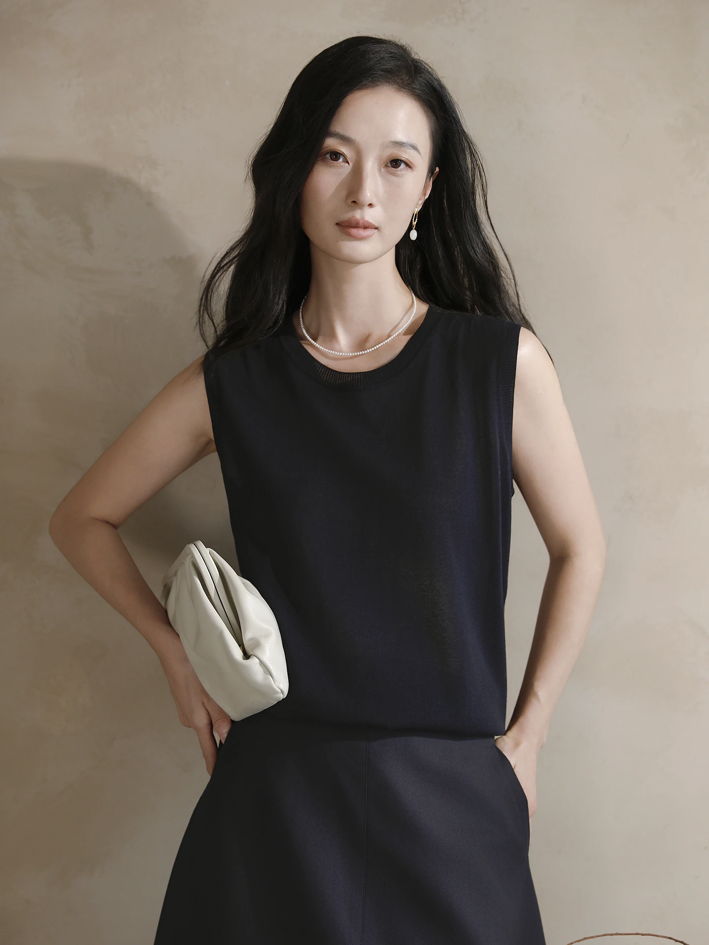 Commute Sle Women's Svel Knitted Vest Interface Tee Acetate Fiber round Ne Pure Color Outerwear for Young Ladies
Commute Sle Women's Svel Knitted Vest Interface Tee Acetate Fiber round Ne Pure Color Outerwear for Young Ladies