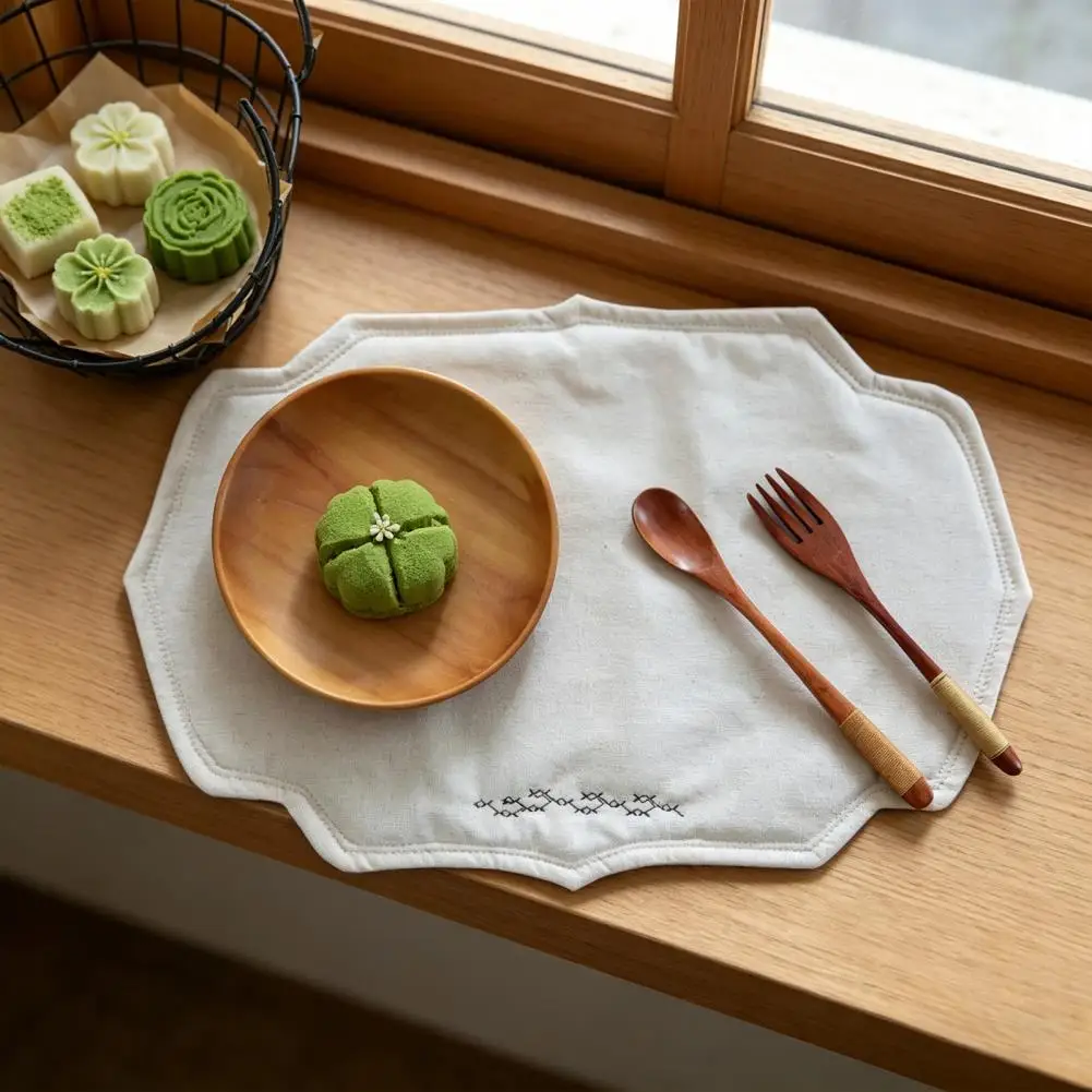 Fabric Placemat Rustic Placemat Heat Resistant Table Protector Mat Machine Washable Wrinkle Free Dining Placemat for Party Farmh
Fabric Placemat Rustic Placemat Heat Resistant Table Protector Mat Machine Washable Wrinkle Free Dining Placemat for Party Farmh