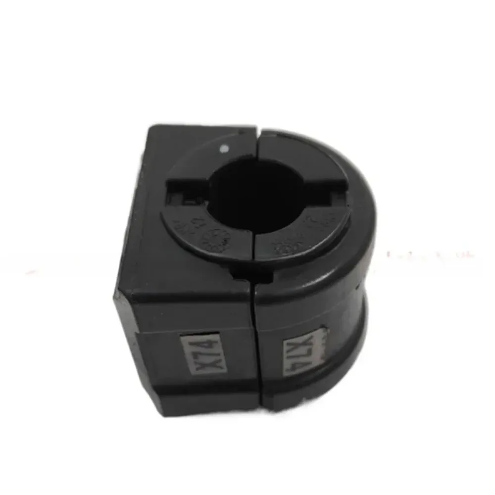 Genuine Front Stabilizer Bar Bushing Open-cell Rubber for Peugeot 508L 4008 5008 408 308S for Citroen AircrossC5 DS7 Brand New
Genuine Front Stabilizer Bar Bushing Open-cell Rubber for Peugeot 508L 4008 5008 408 308S for Citroen AircrossC5 DS7 Brand New