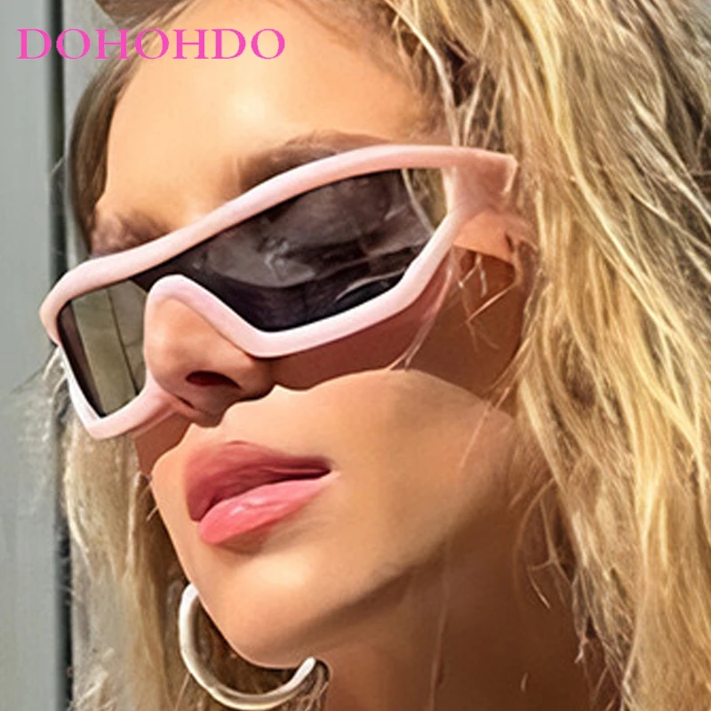 New Fashion Big Frame Punk Women Sunglasses For Men Trendy Luxury Brand Designer Outdoors Travel Sun Glasses Unisex Lentes UV400
New Fashion Big Frame Punk Women Sunglasses For Men Trendy Luxury Brand Designer Outdoors Travel Sun Glasses Unisex Lentes UV400