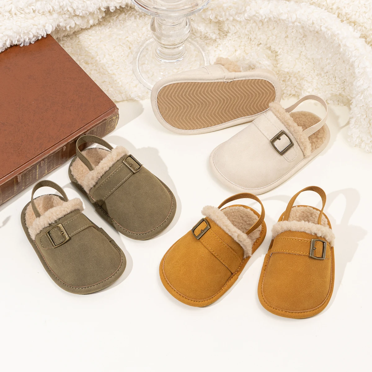 Meckior/детская повседневная обувь на мягкой подошве с подкладкой из шерпы, теплая детская обувь для девочек, зимняя всесезонная обувь
Meckior/детская повседневная обувь на мягкой подошве с подкладкой из шерпы, теплая детская обувь для девочек, зимняя всесезонная обувь