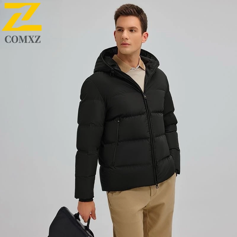 COMXZ Мужская зимняя куртка Легкая куртка большого размера с капюшоном Ins Гонконгский стиль Стеганое пальто Ветрозащитная морозостойкая стеганая куртка для путешествий по снегу 
COMXZ Мужская зимняя куртка Легкая куртка большого размера с капюшоном Ins Гонконгский стиль Стеганое пальто Ветрозащитная морозостойкая стеганая куртка для путешествий по снегу