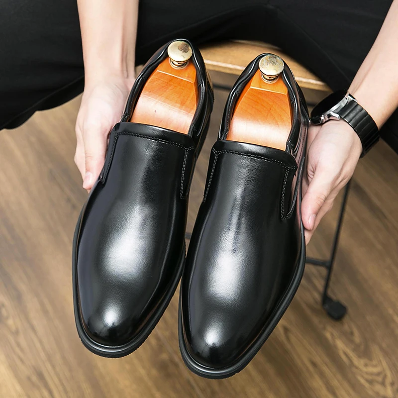 Italian man shoe Business Men's Leather Shoes Men's Pointed Wedding Shoes Leisure Lace Up Fashion Men's Shoes office shoes men
Italian man shoe Business Men's Leather Shoes Men's Pointed Wedding Shoes Leisure Lace Up Fashion Men's Shoes office shoes men