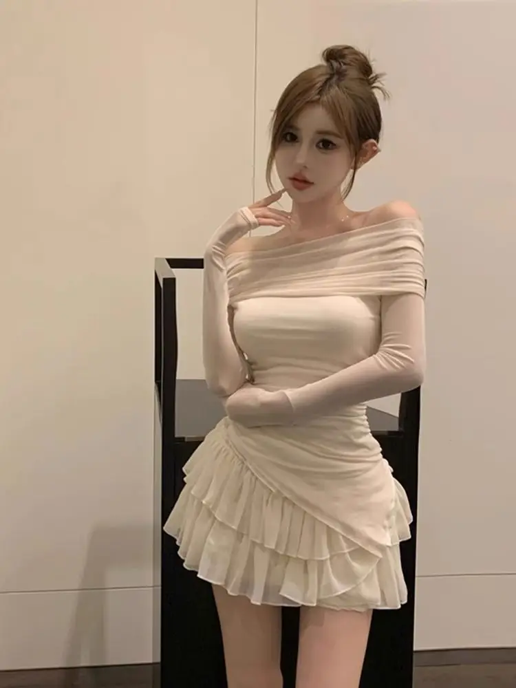 Korejpaa Hotsweet Skirt Set Women Slim Fit Long Sleeve Off Shoulder Slash Neck T Shirt Top High Waist Cake Mini Skirts 2 Pieces
Korejpaa Hotsweet Skirt Set Women Slim Fit Long Sleeve Off Shoulder Slash Neck T Shirt Top High Waist Cake Mini Skirts 2 Pieces