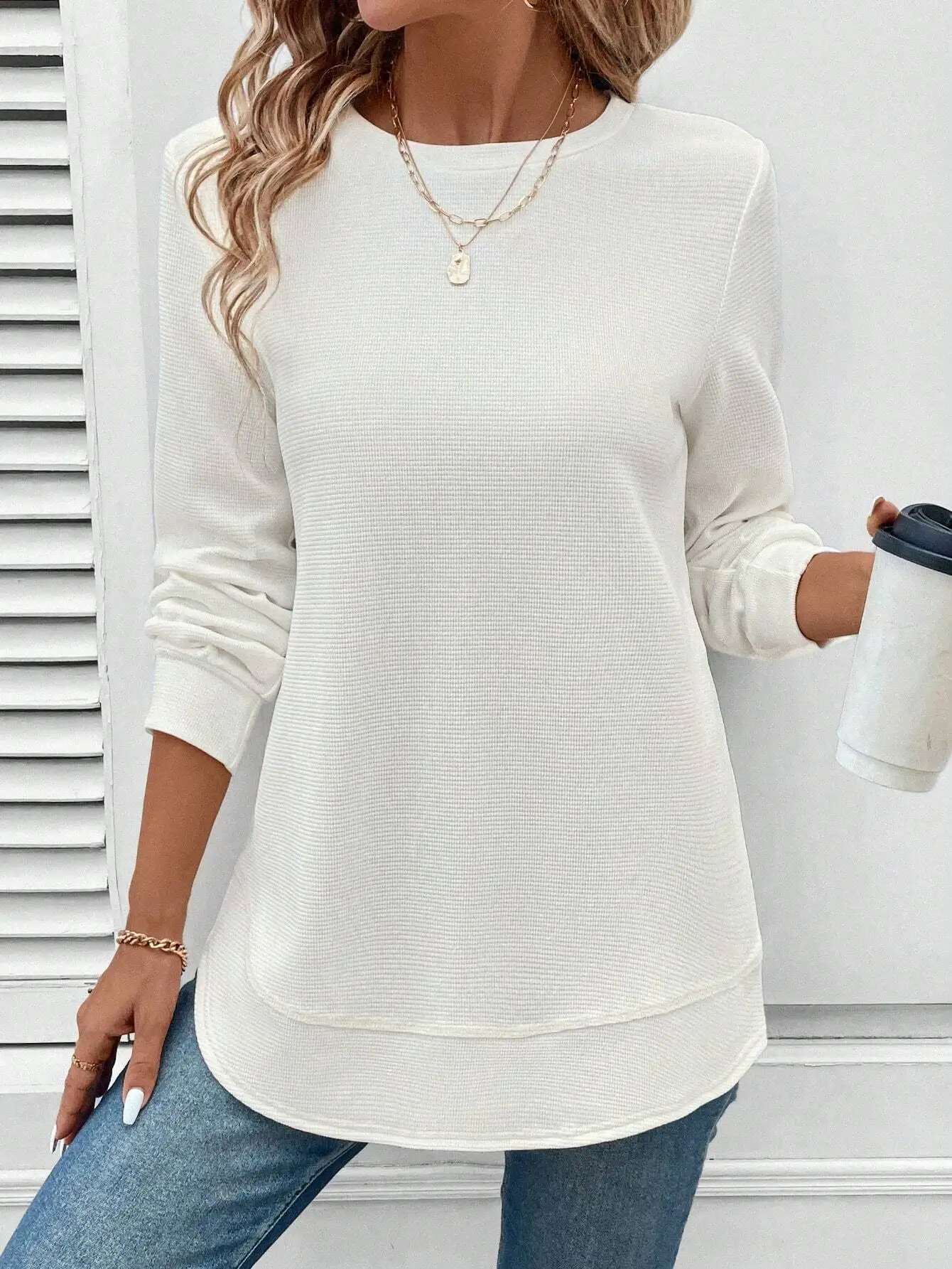 Women's Waffle Knit Asymmetrical Hem Long Sleeve Sweatshirt - Casual Fall Winter Top
Women's Waffle Knit Asymmetrical Hem Long Sleeve Sweatshirt - Casual Fall Winter Top