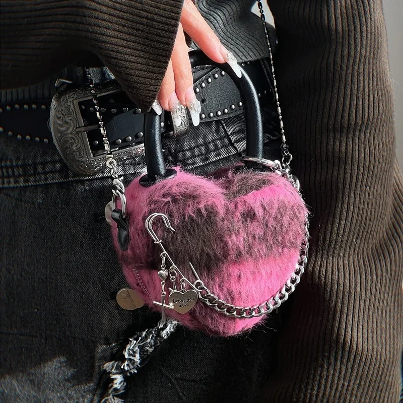 Original Design Mini Chain Bag Summer 2025 New Pink Plaid Heart Patterned Woolen Fabric Y2K Trendy Fashion Accessory For Girls
Original Design Mini Chain Bag Summer 2025 New Pink Plaid Heart Patterned Woolen Fabric Y2K Trendy Fashion Accessory For Girls