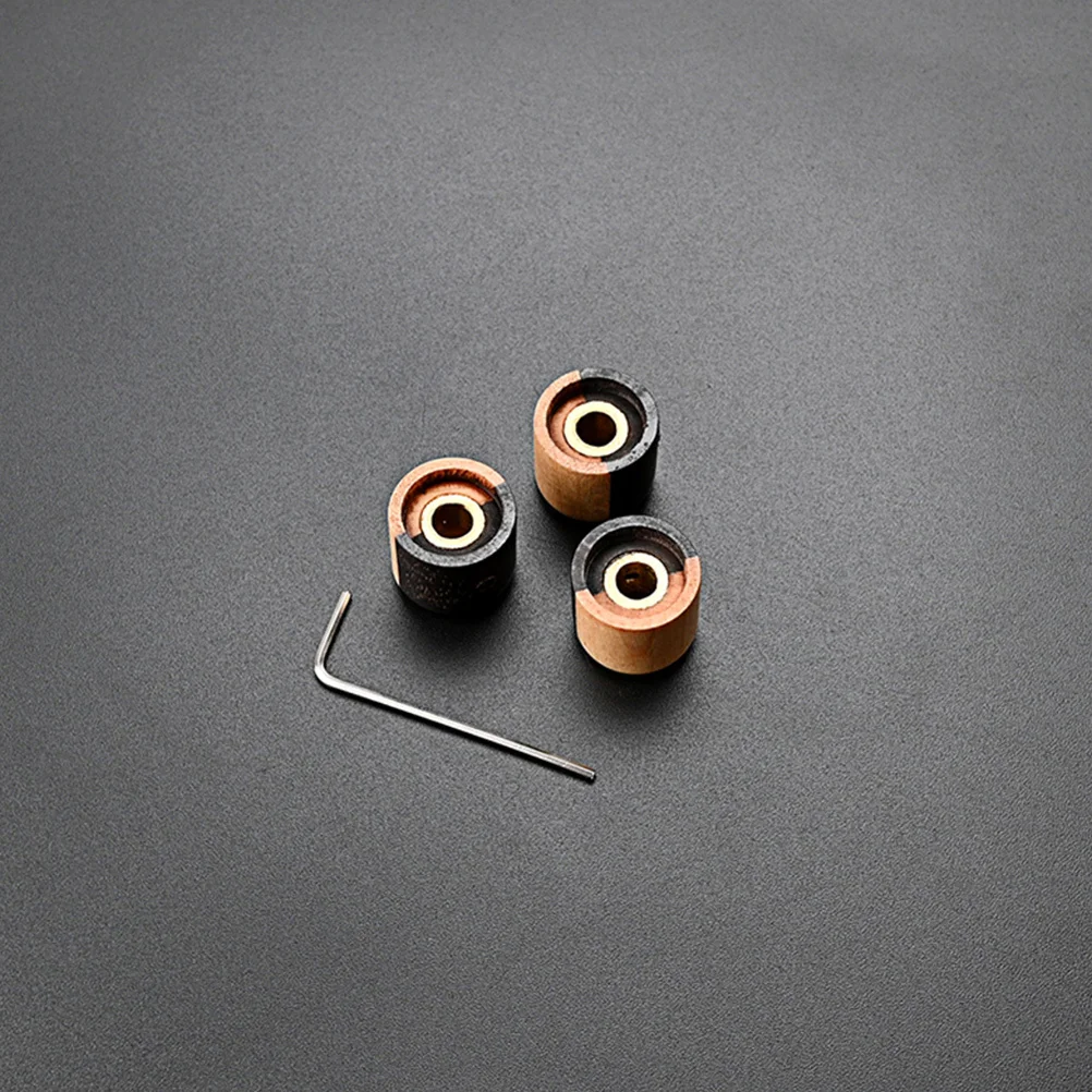3Pcs Guitar Volume Knobs Wooden Texture for Electric Guitars Basses Perfect Gift for Musicians Guitar Volume Caps
3Pcs Guitar Volume Knobs Wooden Texture for Electric Guitars Basses Perfect Gift for Musicians Guitar Volume Caps