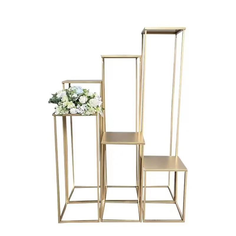 Modern simple wedding road flower stand golden wrought iron floor flower stand square decorative shelf arrangement props
Modern simple wedding road flower stand golden wrought iron floor flower stand square decorative shelf arrangement props