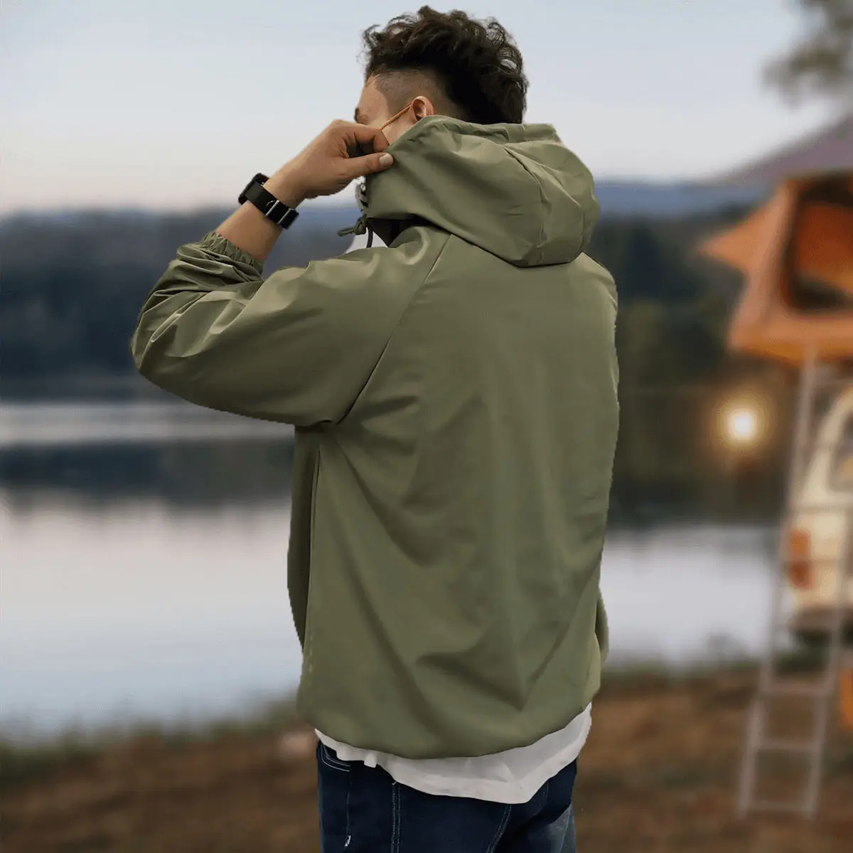 Функциональная мужская куртка с капюшоном, свободного кроя, в американском ретро-стиле, для работы, путешествий, легкая, с длинными рукавами
Функциональная мужская куртка с капюшоном, свободного кроя, в американском ретро-стиле, для работы, путешествий, легкая, с длинными рукавами