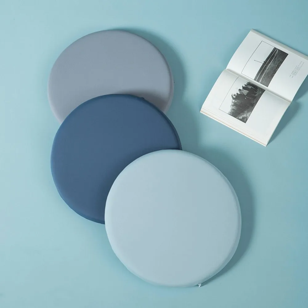Comfortable Hemorrhoid Seat Cushion Soft Ergonomic Round Stool Cushion Solid Color Breathable Office Chair Pad Airplane Travel
Comfortable Hemorrhoid Seat Cushion Soft Ergonomic Round Stool Cushion Solid Color Breathable Office Chair Pad Airplane Travel