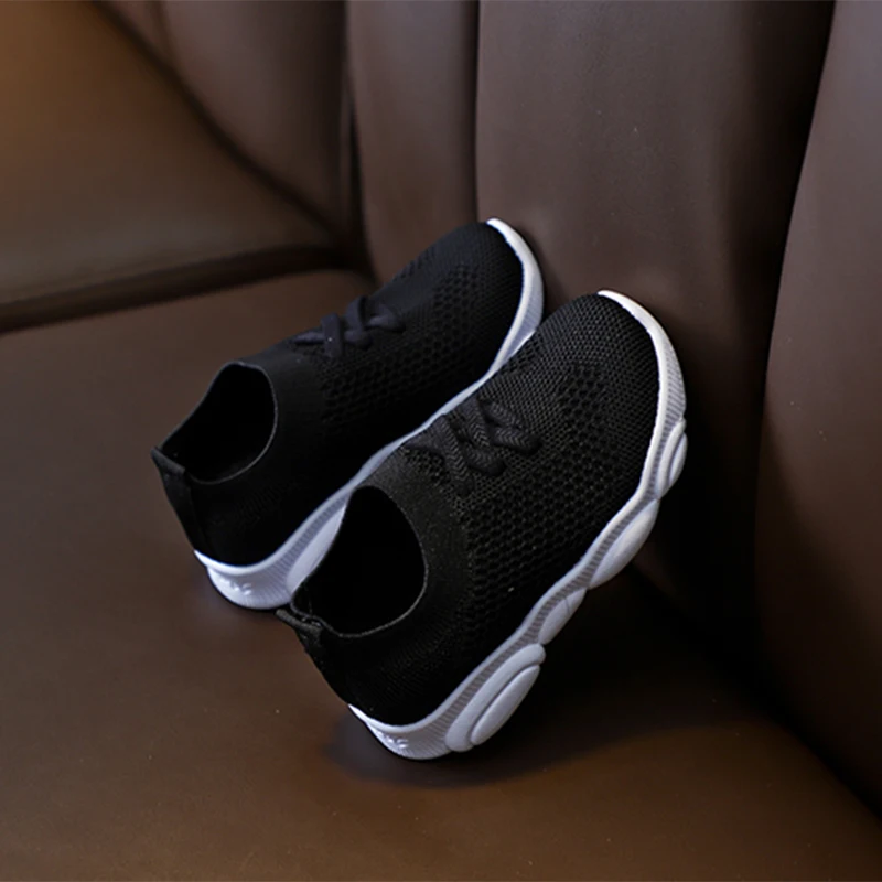 Удобные детские черно-белые кроссовки с цветовыми блоками для мальчиков и девочек, дышащие эластичные туфли-носки, износостойкие, улучшающие сцепление, легкие детские туфли, подходят для весны и осени, для детей старшего возраста, школьников, для повседне
Удобные детские черно-белые кроссовки с цветовыми блоками для мальчиков и девочек, дышащие эластичные туфли-носки, износостойкие, улучшающие сцепление, легкие детские туфли, подходят для весны и осени, для детей старшего возраста, школьников, для повседне