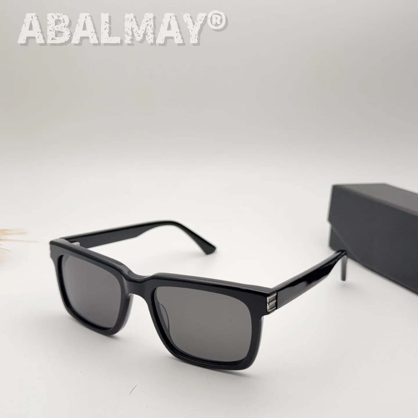 Top High Quality Polarized Sunglasses for Men Women SPL62 SIZE 55-19 Classic Fashion Acetate Luxury Designer UV400 Sun glasses
Top High Quality Polarized Sunglasses for Men Women SPL62 SIZE 55-19 Classic Fashion Acetate Luxury Designer UV400 Sun glasses