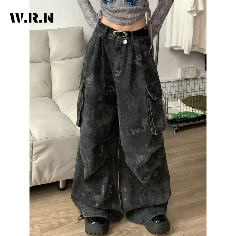 Vintage High Waisted High Street Floral Print Jeans Women's Casual 2000s Pants Baggy Y2K Wide Leg Grunge Washed Denim Trouser
Vintage High Waisted High Street Floral Print Jeans Women's Casual 2000s Pants Baggy Y2K Wide Leg Grunge Washed Denim Trouser