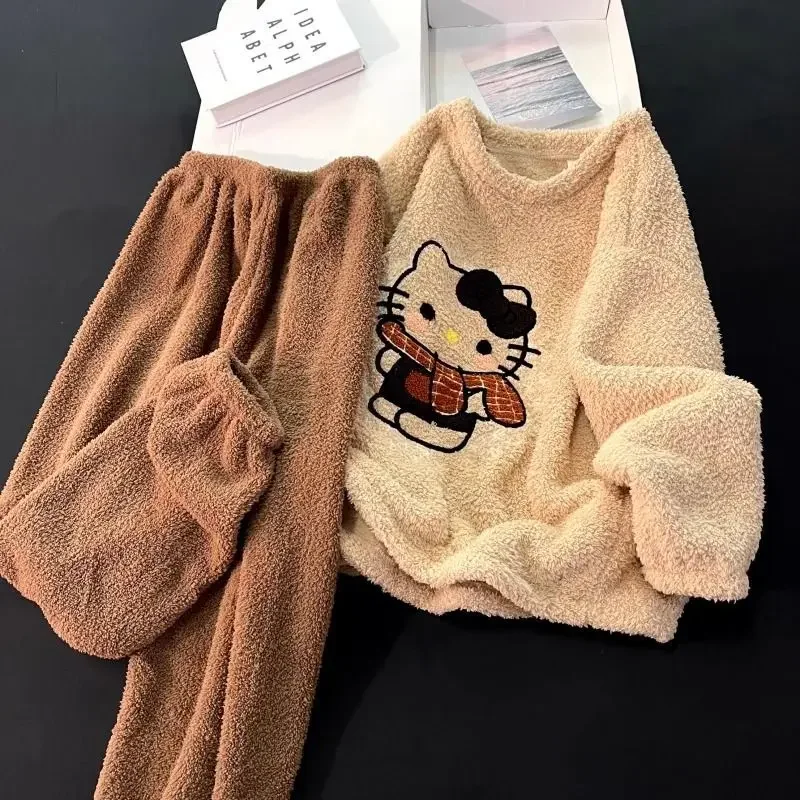 Популярные красные пижамные штаны Kawaii Hellokitty для девочек, милые утолщенные коралловые бархатные топы с длинными рукавами, пижамные штаны, милый повседневный комплект домашней одежды
Популярные красные пижамные штаны Kawaii Hellokitty для девочек, милые утолщенные коралловые бархатные топы с длинными рукавами, пижамные штаны, милый повседневный комплект домашней одежды