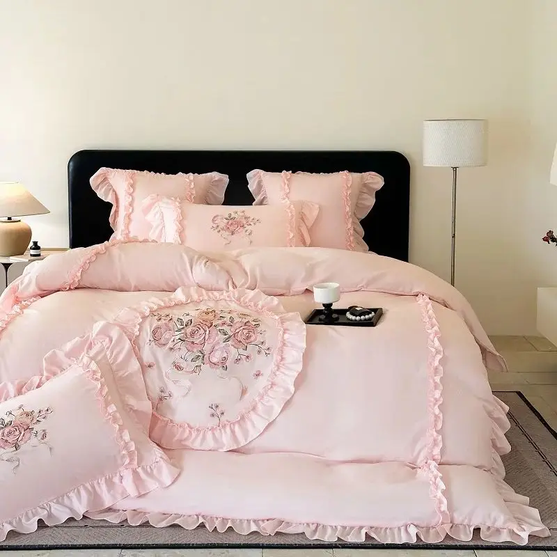 4Pcs Rose Flowers Embroidery Bedding Set Double King Queen Size Pink Girls Bedroom Duvet Cover Flat/Fitted Bed Sheet Pillowcases
4Pcs Rose Flowers Embroidery Bedding Set Double King Queen Size Pink Girls Bedroom Duvet Cover Flat/Fitted Bed Sheet Pillowcases