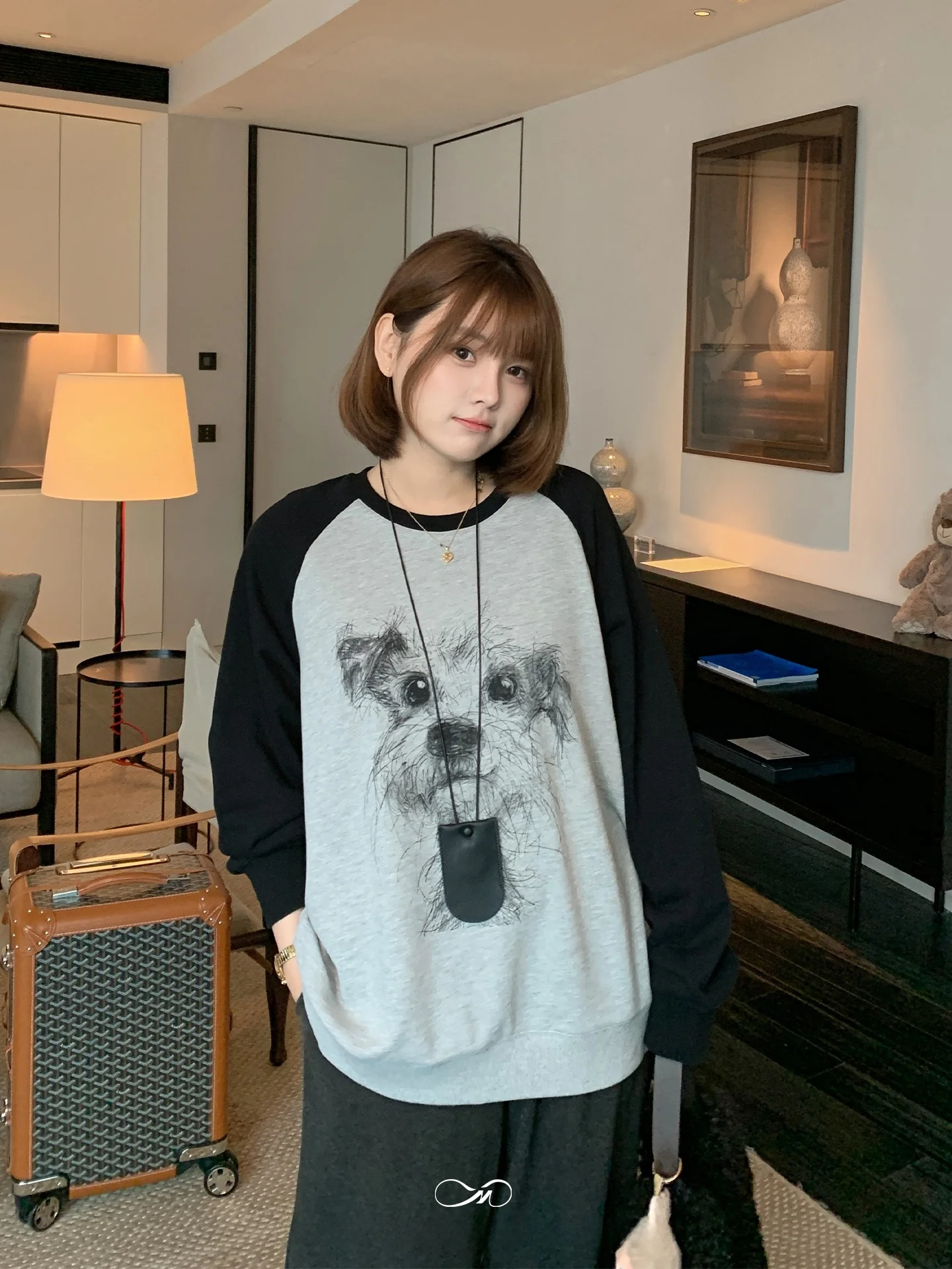 Женская толстовка больших размеров в стиле ретро с цветным принтом собаки, на флисовой подкладке, с длинными рукавами, для зимы, повседневная, свободного кроя
Женская толстовка больших размеров в стиле ретро с цветным принтом собаки, на флисовой подкладке, с длинными рукавами, для зимы, повседневная, свободного кроя