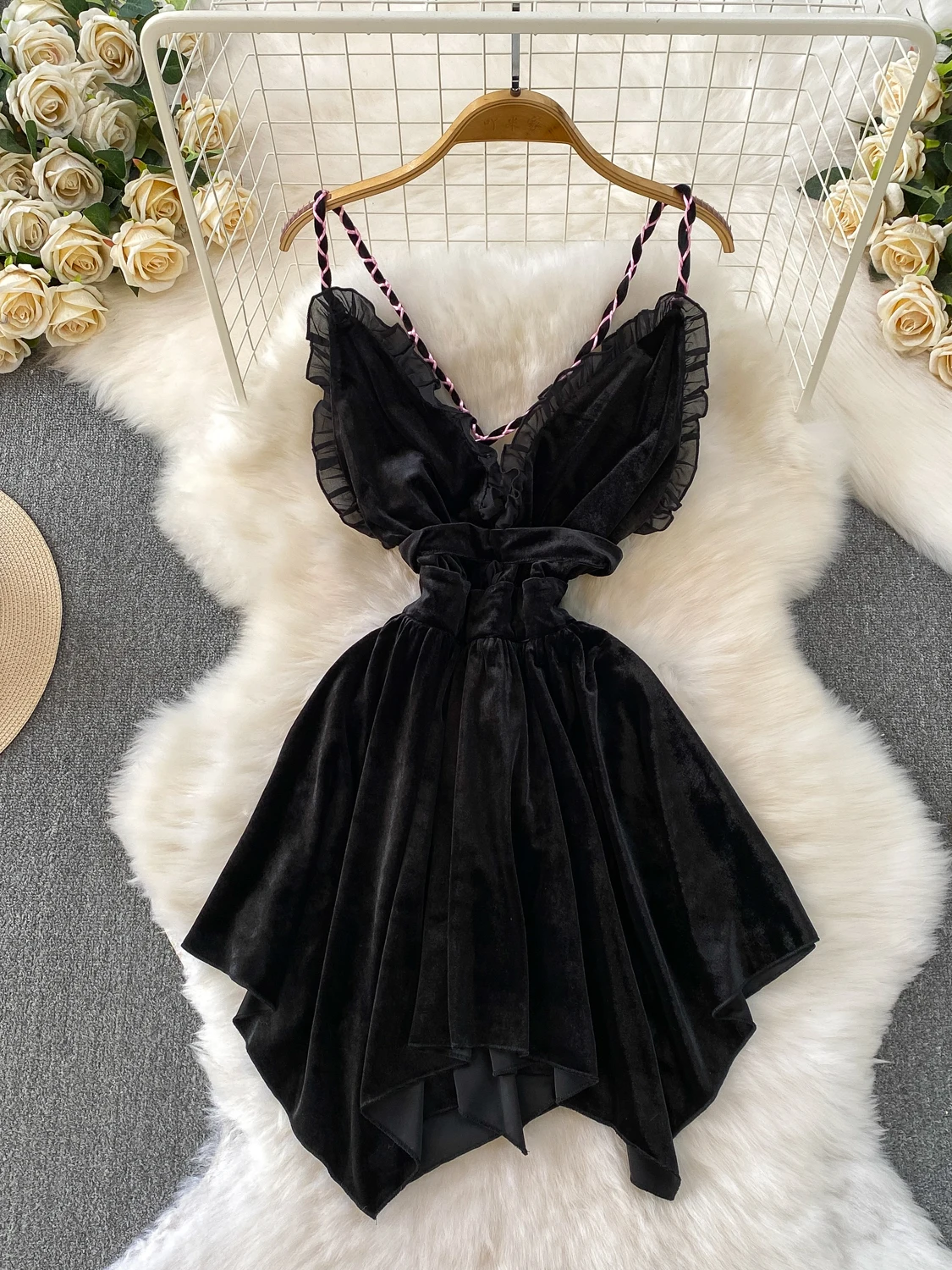 Сексуальная бархатная юбка Bal V-Ne с поясом и высокой талией, юбка трапециевидной формы без свека, удобная посадка, лето 202, повседневная одежда для юниоров...
Сексуальная бархатная юбка Bal V-Ne с поясом и высокой талией, юбка трапециевидной формы без свека, удобная посадка, лето 202, повседневная одежда для юниоров...