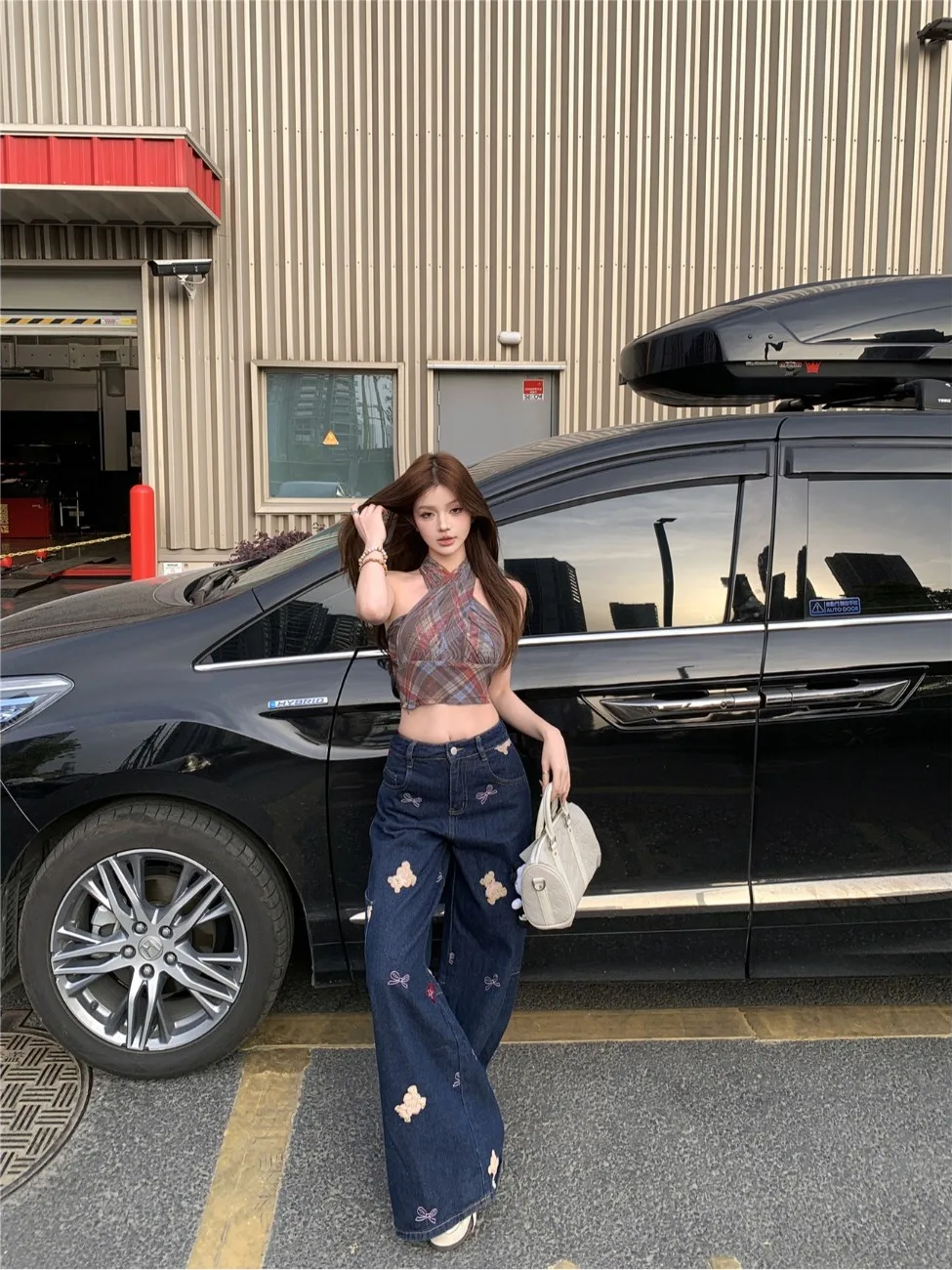 Retro Street Style Bear Print Loose Wide Leg Denim Jeans Women's Trendy Crop Top Summer 2026 Casual High Waist with Pockets
Retro Street Style Bear Print Loose Wide Leg Denim Jeans Women's Trendy Crop Top Summer 2026 Casual High Waist with Pockets
