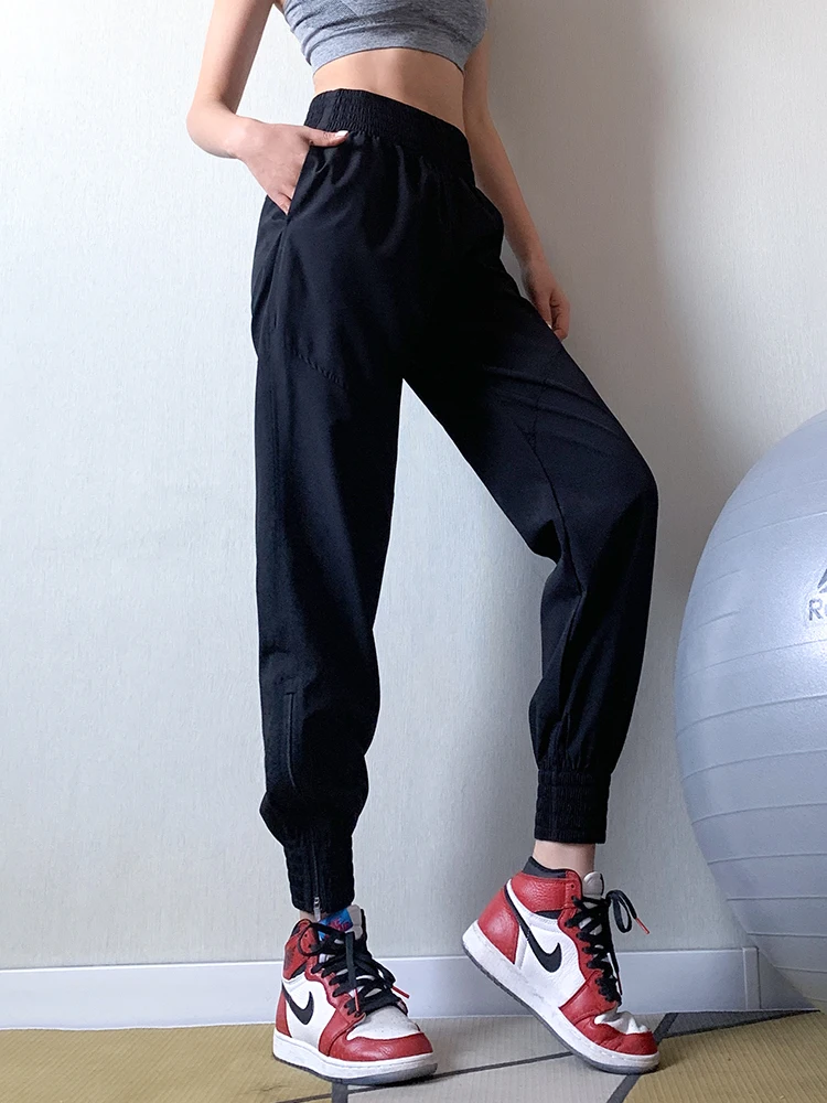 Спортивные брюки с высокой талией, женские свободные брюки для бега, йоги, быстросохнущие повседневные брюки, брюки для фитнеса, рабочая одежда, брюки для спортзала, осень-зима
Спортивные брюки с высокой талией, женские свободные брюки для бега, йоги, быстросохнущие повседневные брюки, брюки для фитнеса, рабочая одежда, брюки для спортзала, осень-зима