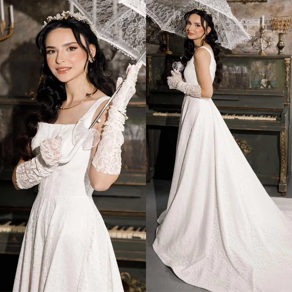 Customized Exquisite White Lace Wedding Dress Temperament Square Collar Cap Sleeve Bridal Gowns Chapel Train Backless Dress
Customized Exquisite White Lace Wedding Dress Temperament Square Collar Cap Sleeve Bridal Gowns Chapel Train Backless Dress