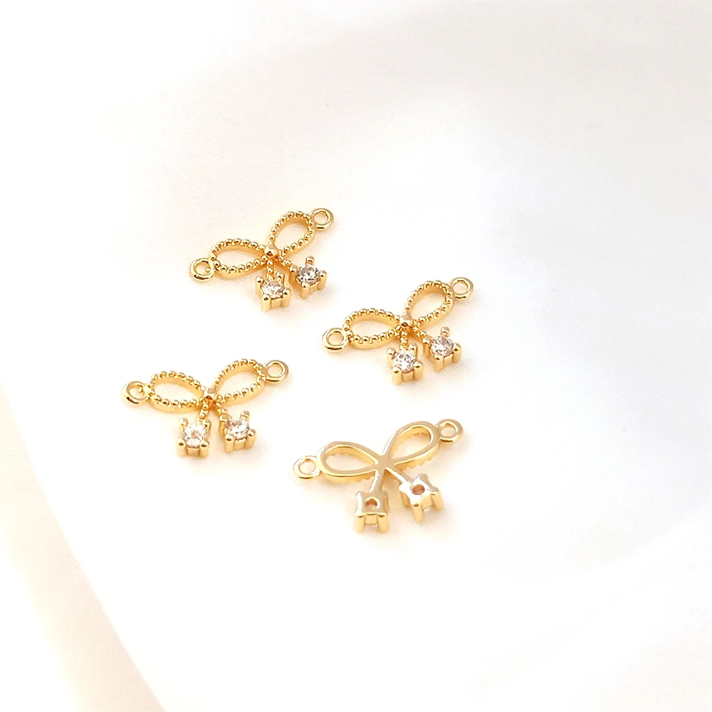 6 Pieces Brass Coated with Gold and Embedded with Zircon Embossed Bow Double Ring Pendant DIY Jewelry Making Accessories
6 Pieces Brass Coated with Gold and Embedded with Zircon Embossed Bow Double Ring Pendant DIY Jewelry Making Accessories