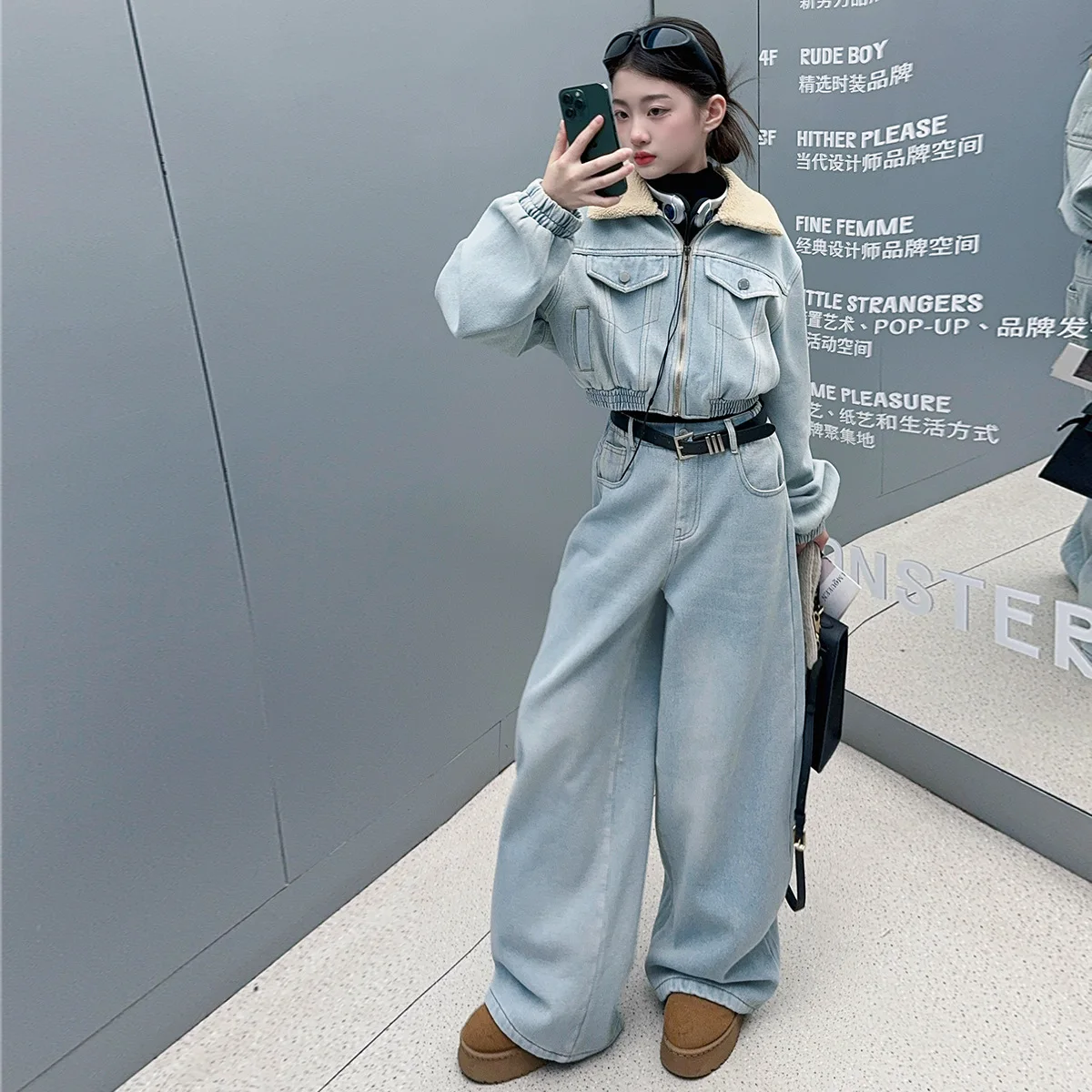 Girls Denim Suits Children 2024 New Winter Fleece Thick Blue Coat and Trousers Two-piece Set Clothes Korean Simple Style
Girls Denim Suits Children 2024 New Winter Fleece Thick Blue Coat and Trousers Two-piece Set Clothes Korean Simple Style