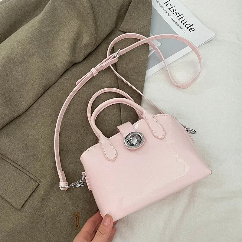 Elegant Women's Leather Messenger Bag Luxury Crossbody Shoulder Handbag Designer Tote Ladies Purse
Elegant Women's Leather Messenger Bag Luxury Crossbody Shoulder Handbag Designer Tote Ladies Purse