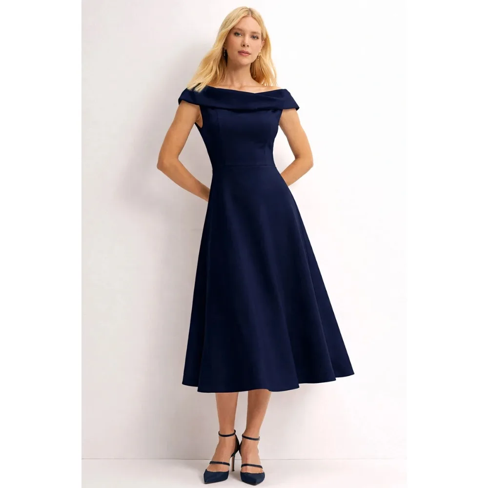 Customized Off Shoulder Mother of Birde Dresses 2026 Women‘s Wedding Party Attire Long Dress Elegant Evening Dress Midi Gowns
Customized Off Shoulder Mother of Birde Dresses 2026 Women‘s Wedding Party Attire Long Dress Elegant Evening Dress Midi Gowns