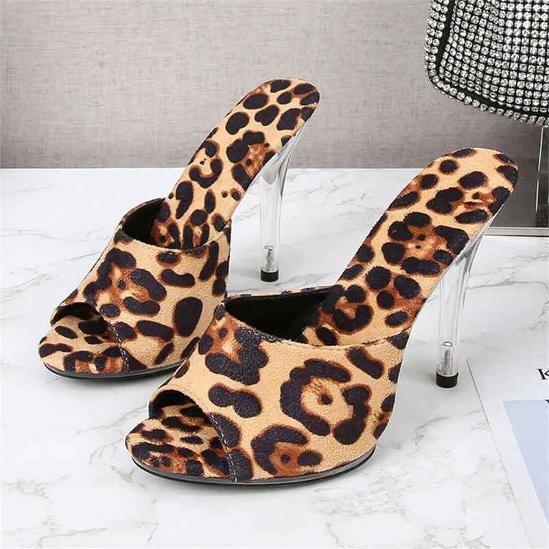 Eilyken Street Style Candy Color Crystal Thin High Heels Women Slippers Sexy Peep Toe Party Wedding Prom Female Shoes
Eilyken Street Style Candy Color Crystal Thin High Heels Women Slippers Sexy Peep Toe Party Wedding Prom Female Shoes